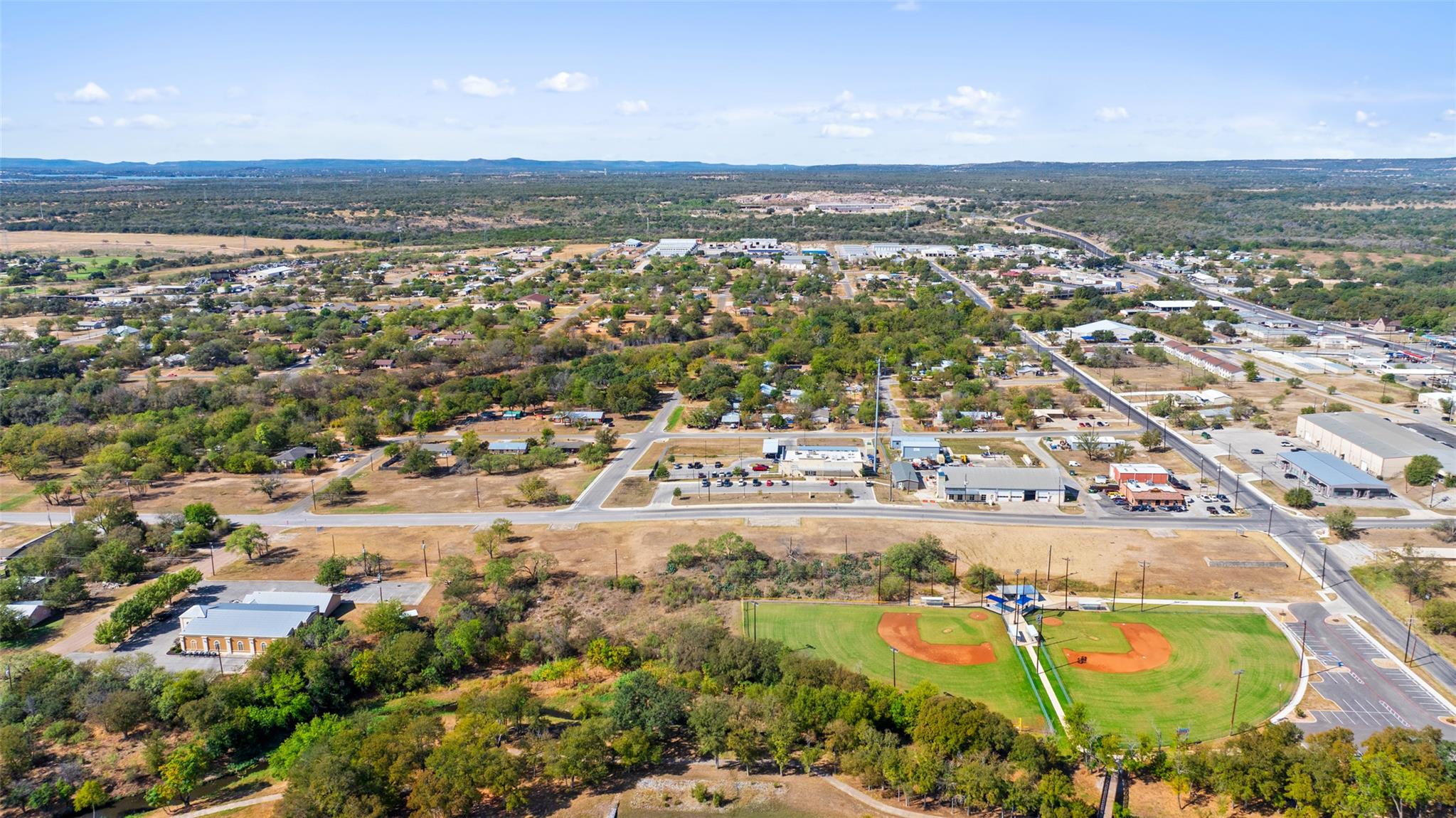 Vast land with potential commercial and residenti