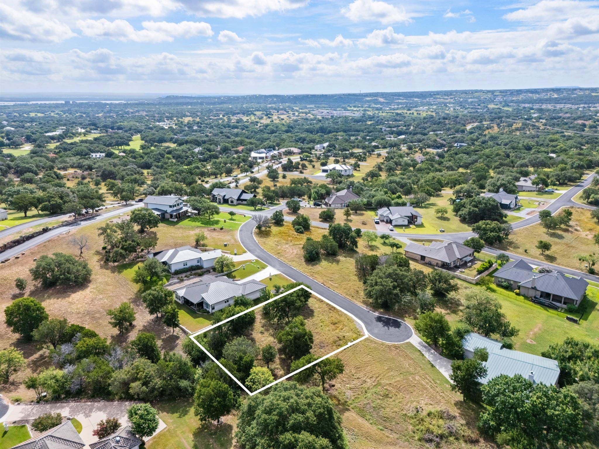 Listing photo 1 of 408  Emerald Way