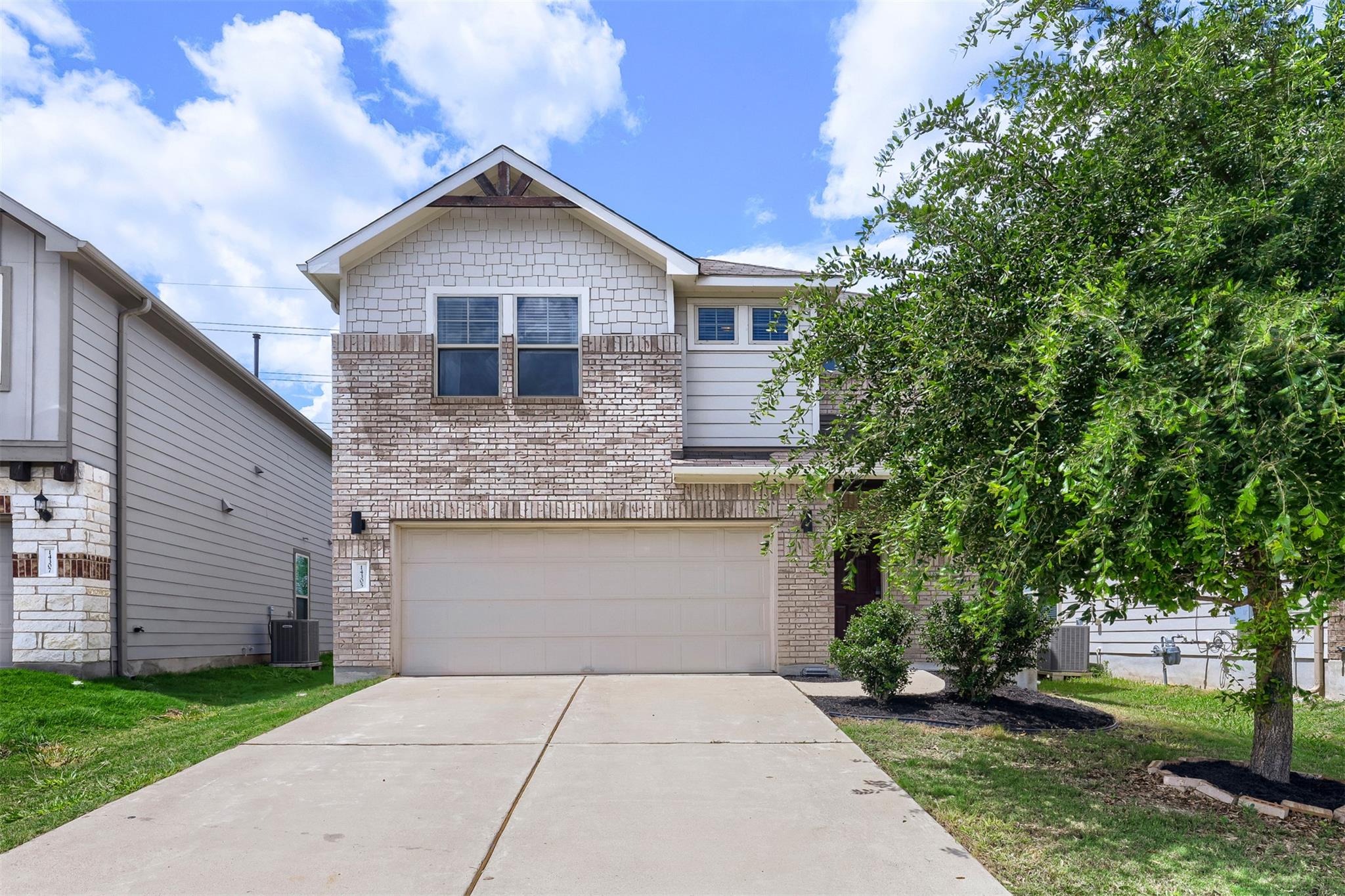 Listing photo 1 of 14305  Eucalyptus Bnd