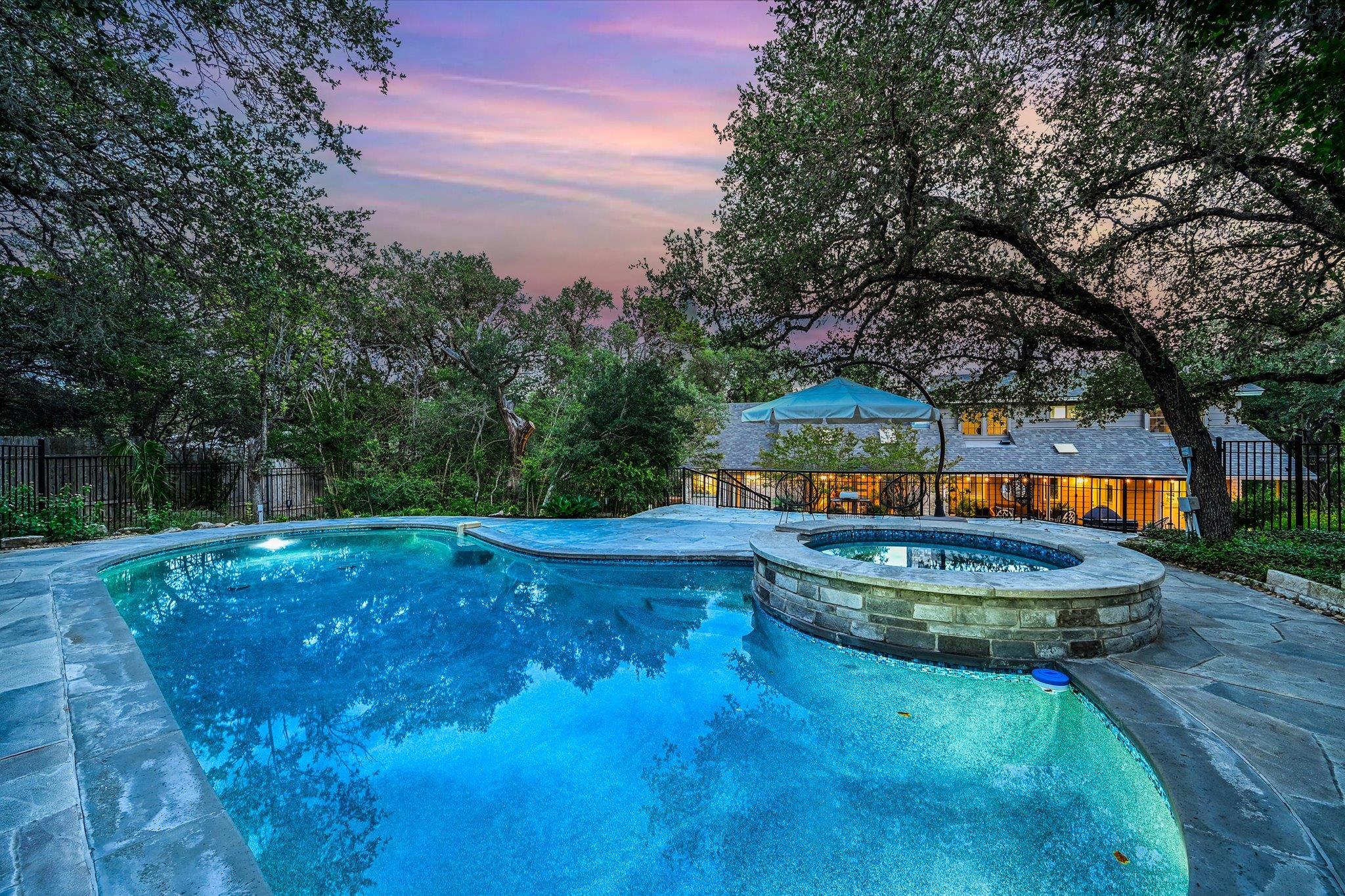 Listing photo 1 of 8310  Long Canyon Dr
