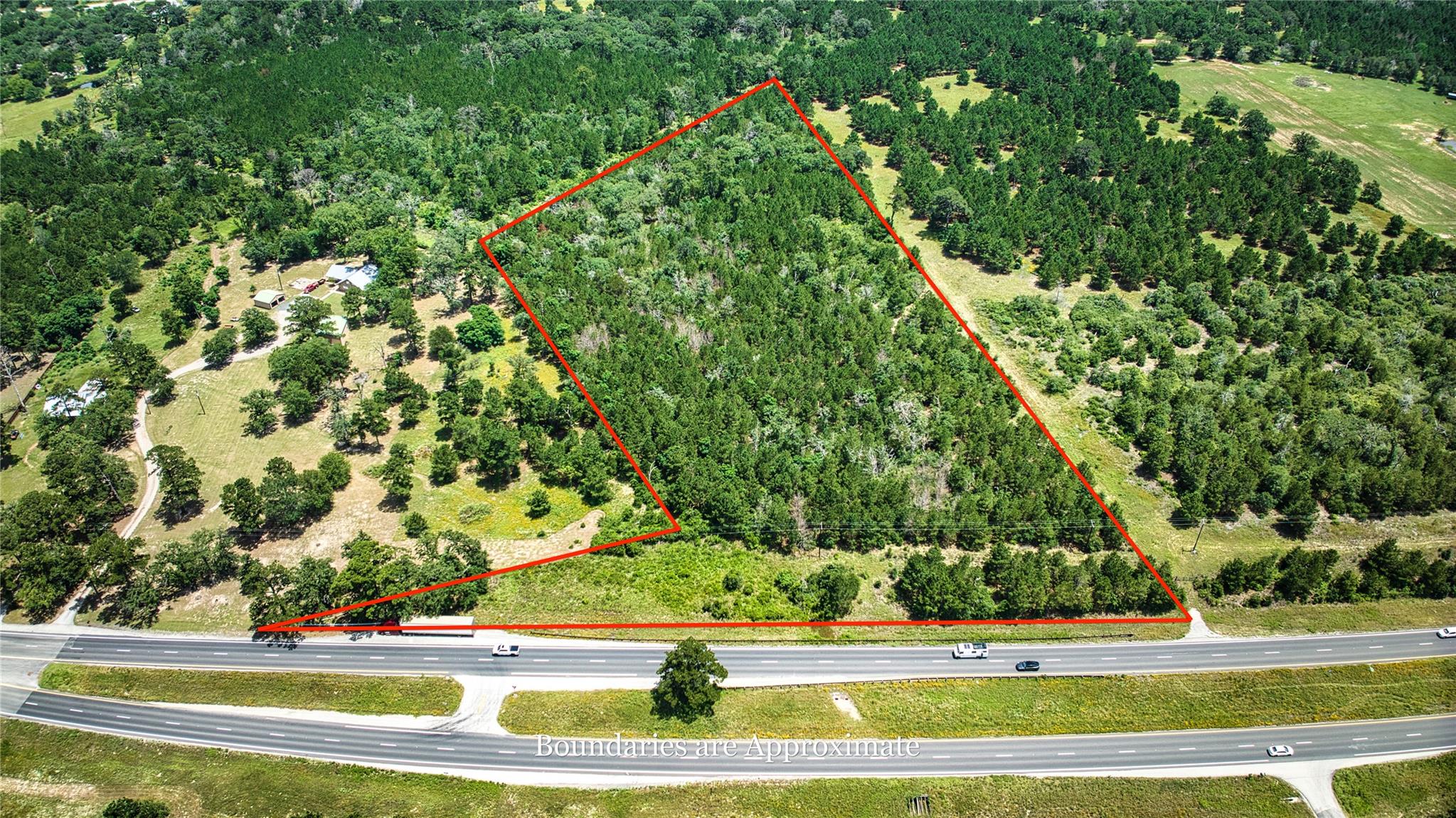 A vast expanse of natural woodland awaits develop