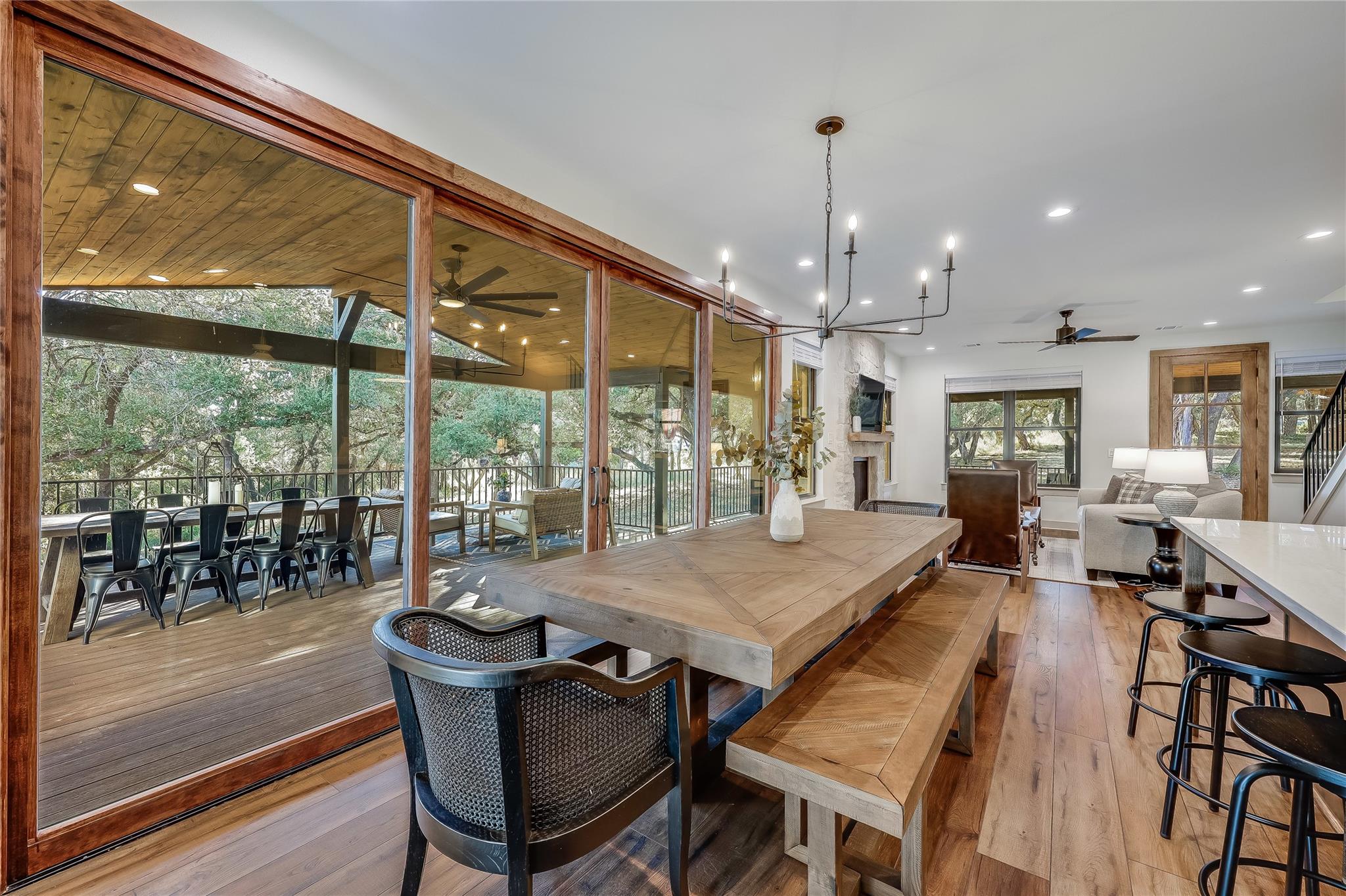 Listing photo 1 of 7601  Bar K Ranch Rd