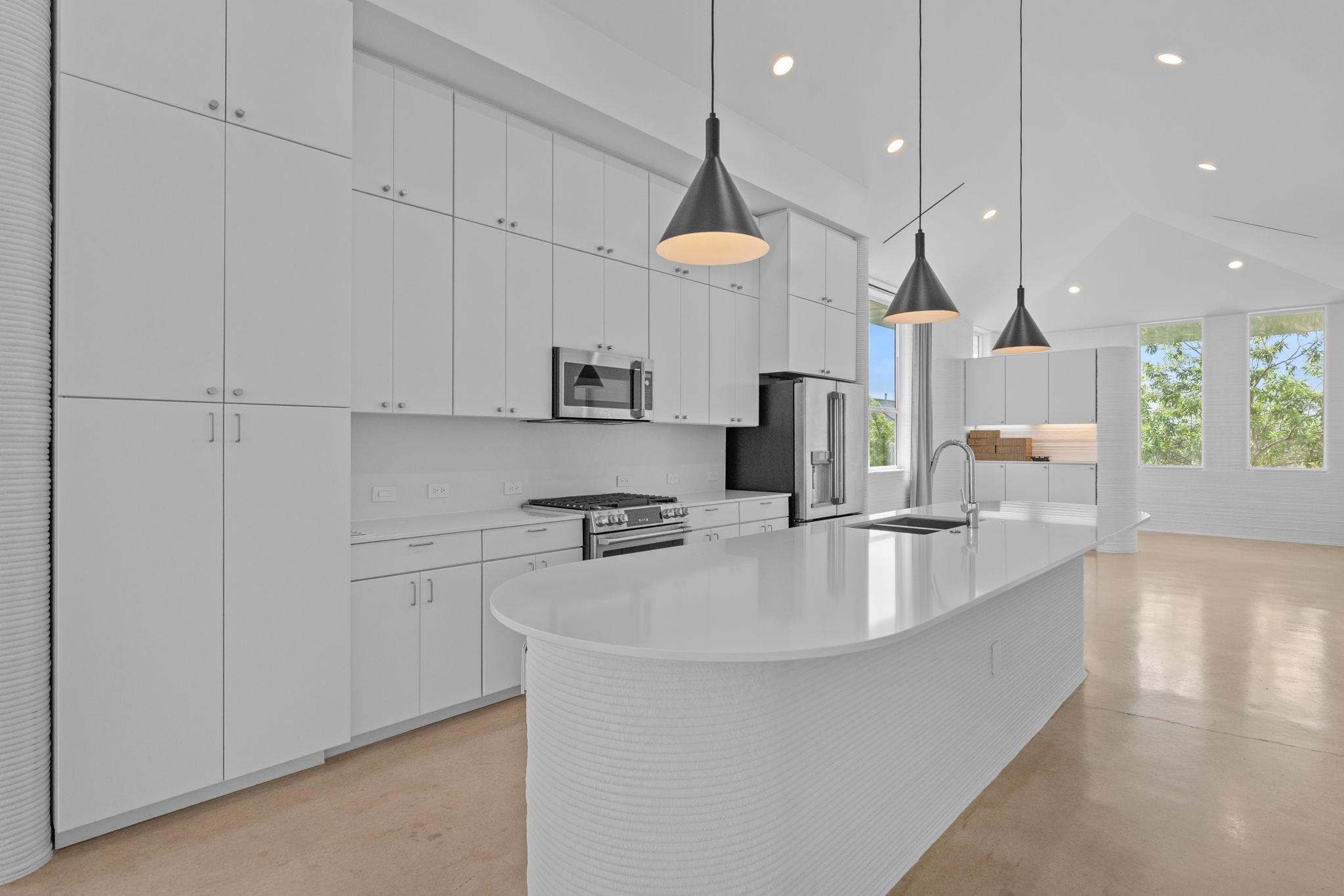 Ảnh nhà đang rao bán 1 của 109  Rough Creek Rd