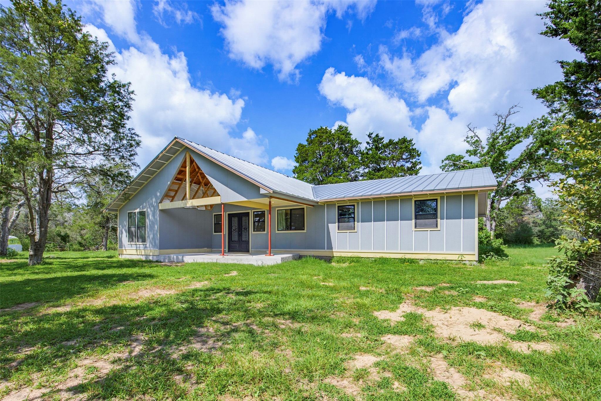 Listing photo 1 of 1156  County Road 437 None N