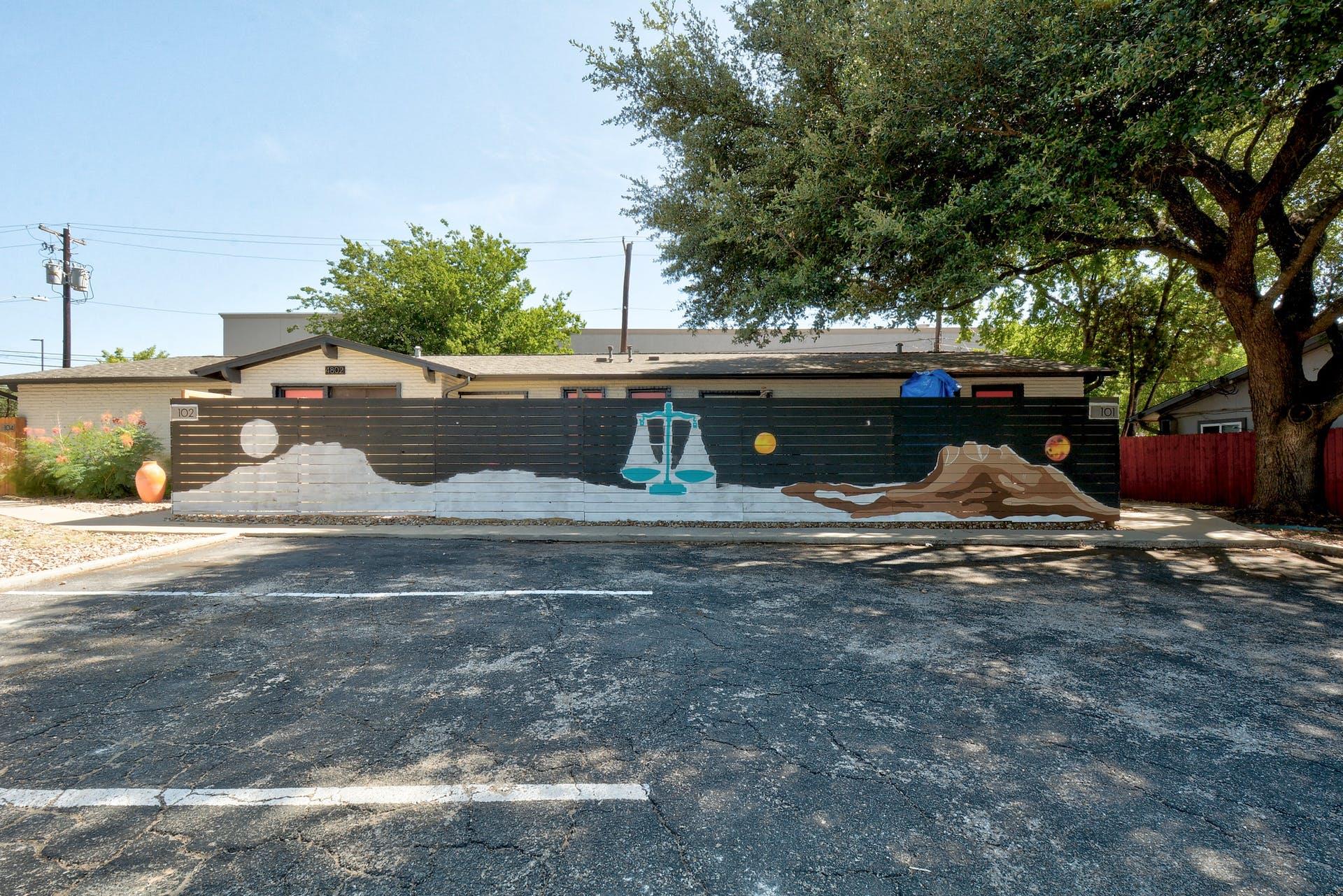 Listing photo 1 of 4802 W Wind Trl  #103