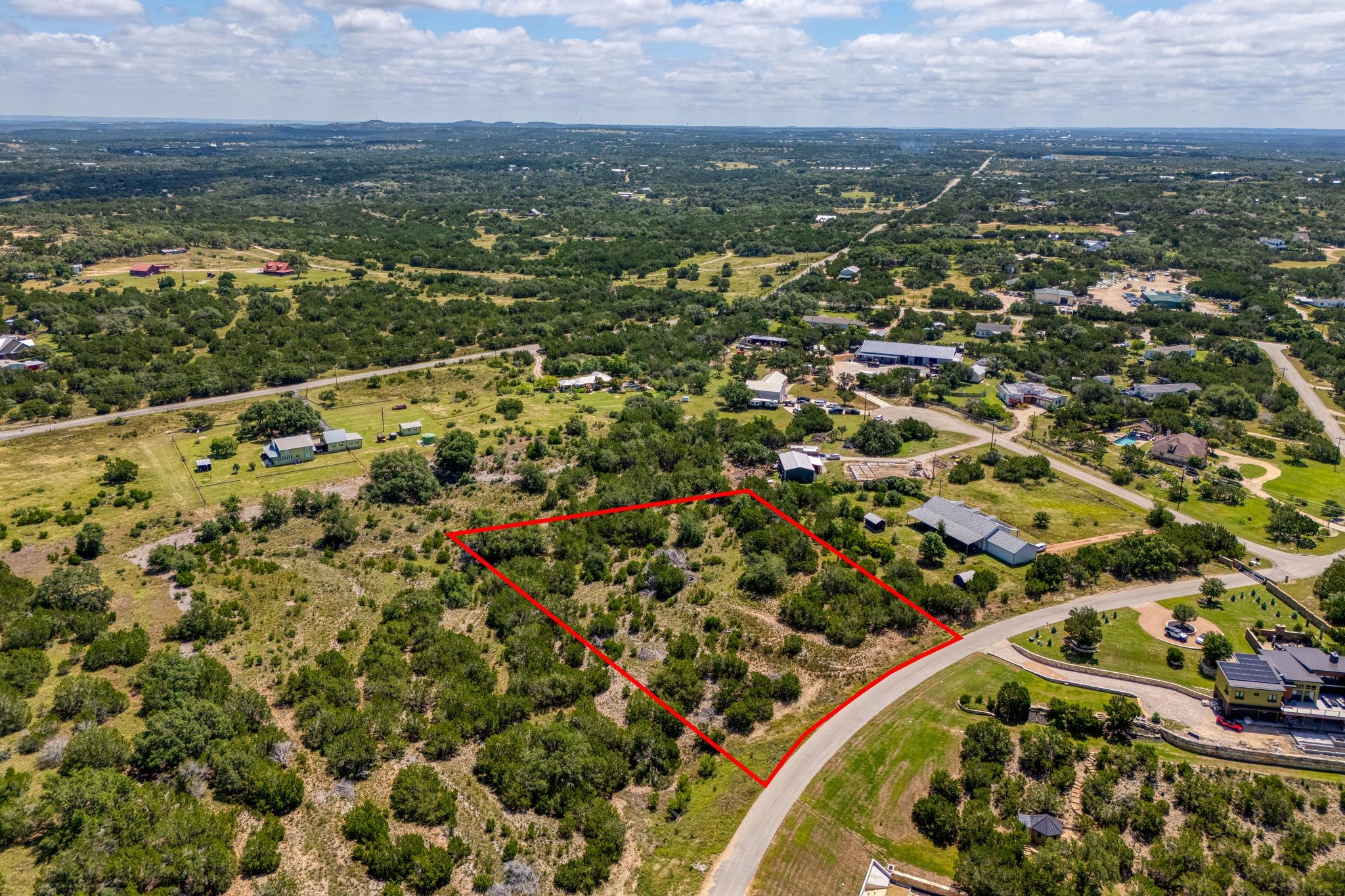 Listing photo 1 of 348  Vail River Rd