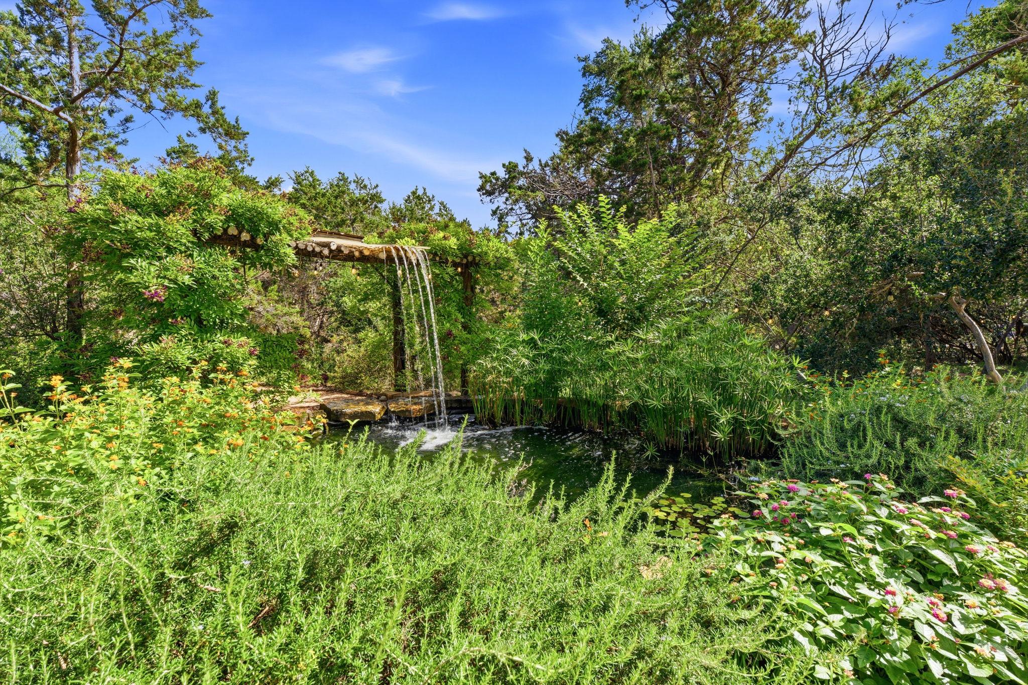Listing photo 1 of 1770 N Elder Hill Rd