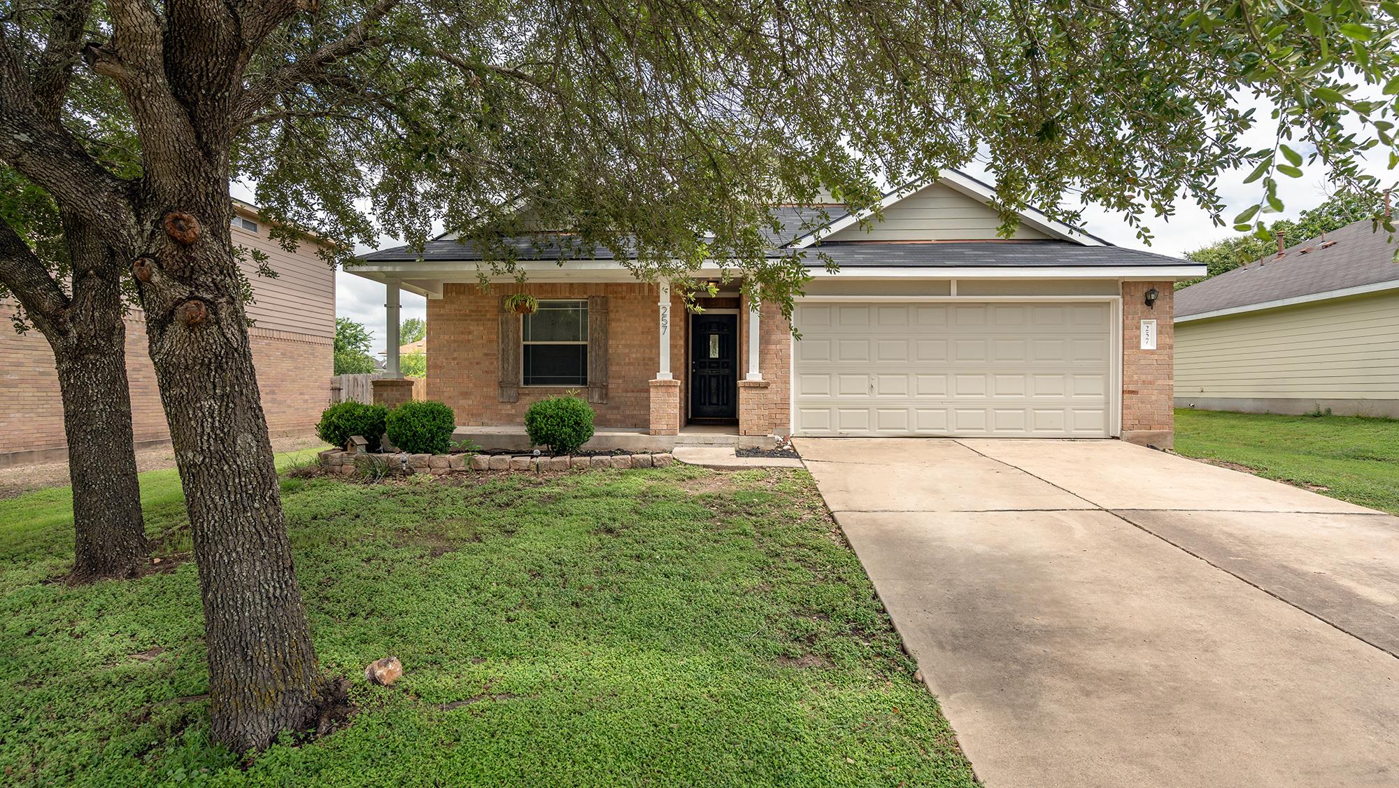 Listing photo of 257  Lake Washington Dr