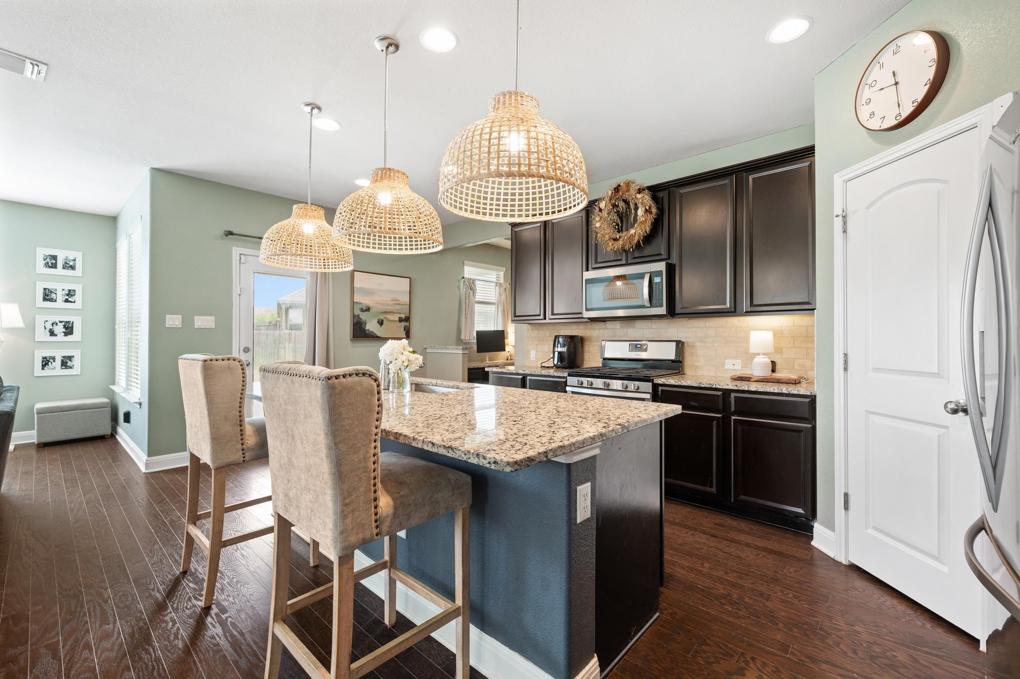 Listing photo 1 of 214  Cyril Dr