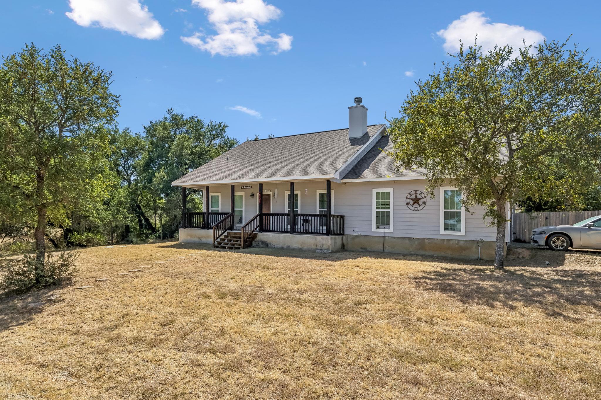 2302  Belaire Dr 매물 사진 1