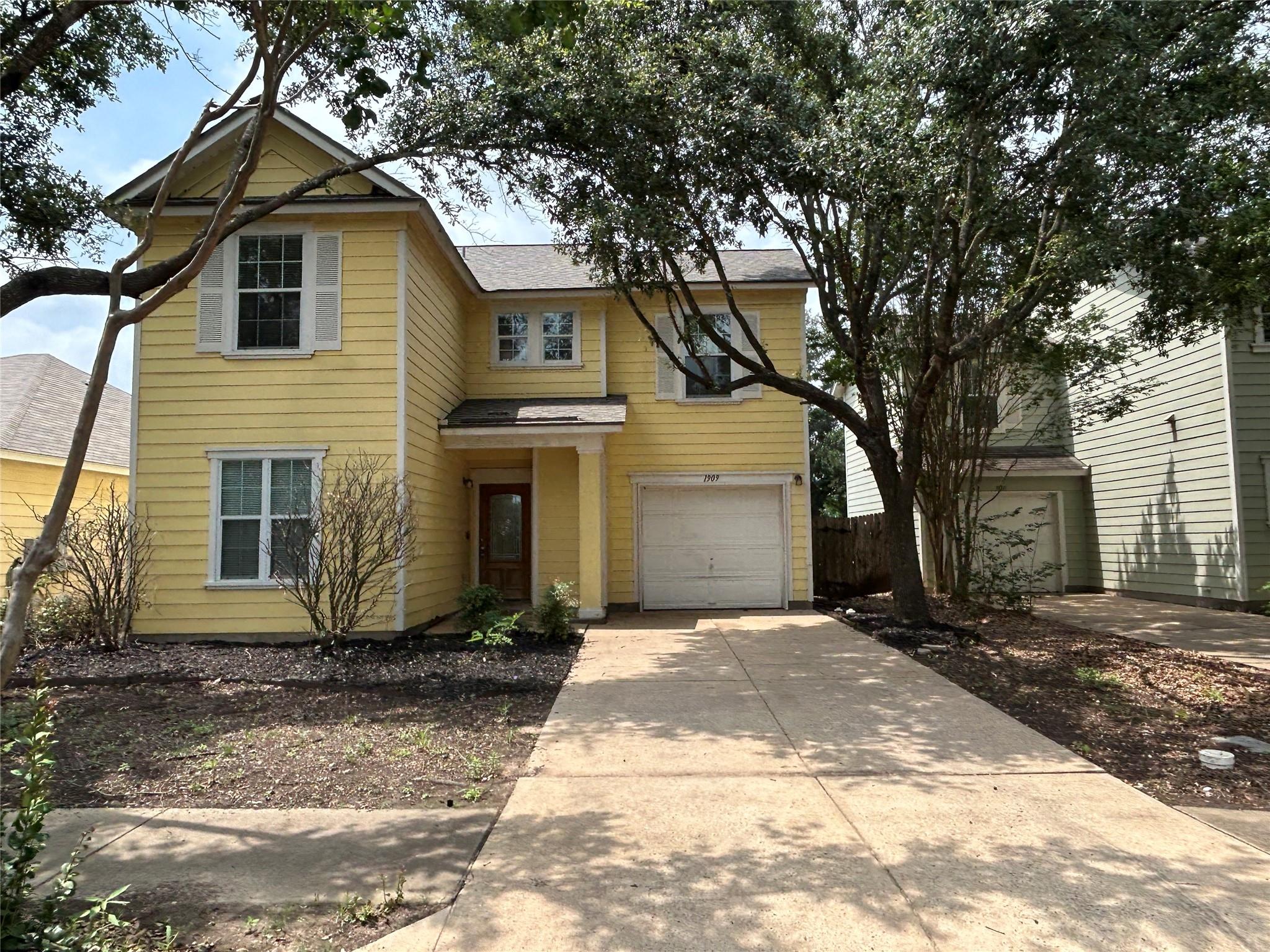 Listing photo 1 of 1909  Tranquilo Trl