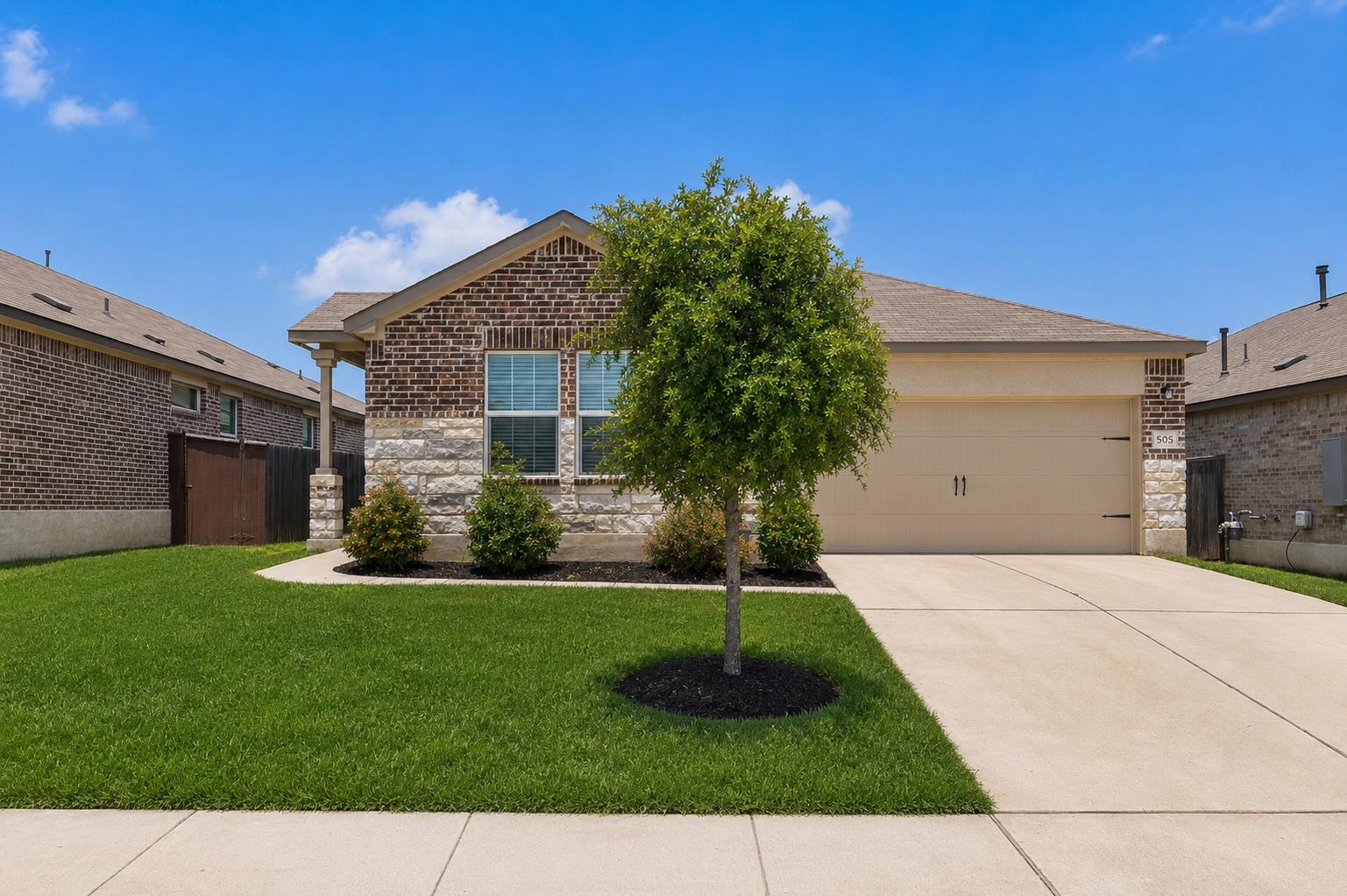 Listing photo 1 of 505  Golden Plains Pkwy