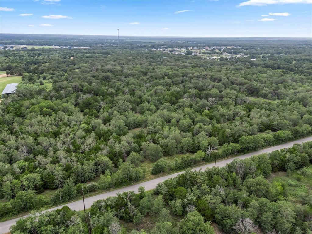 Listing photo 1 of 000  McDonald Ln W