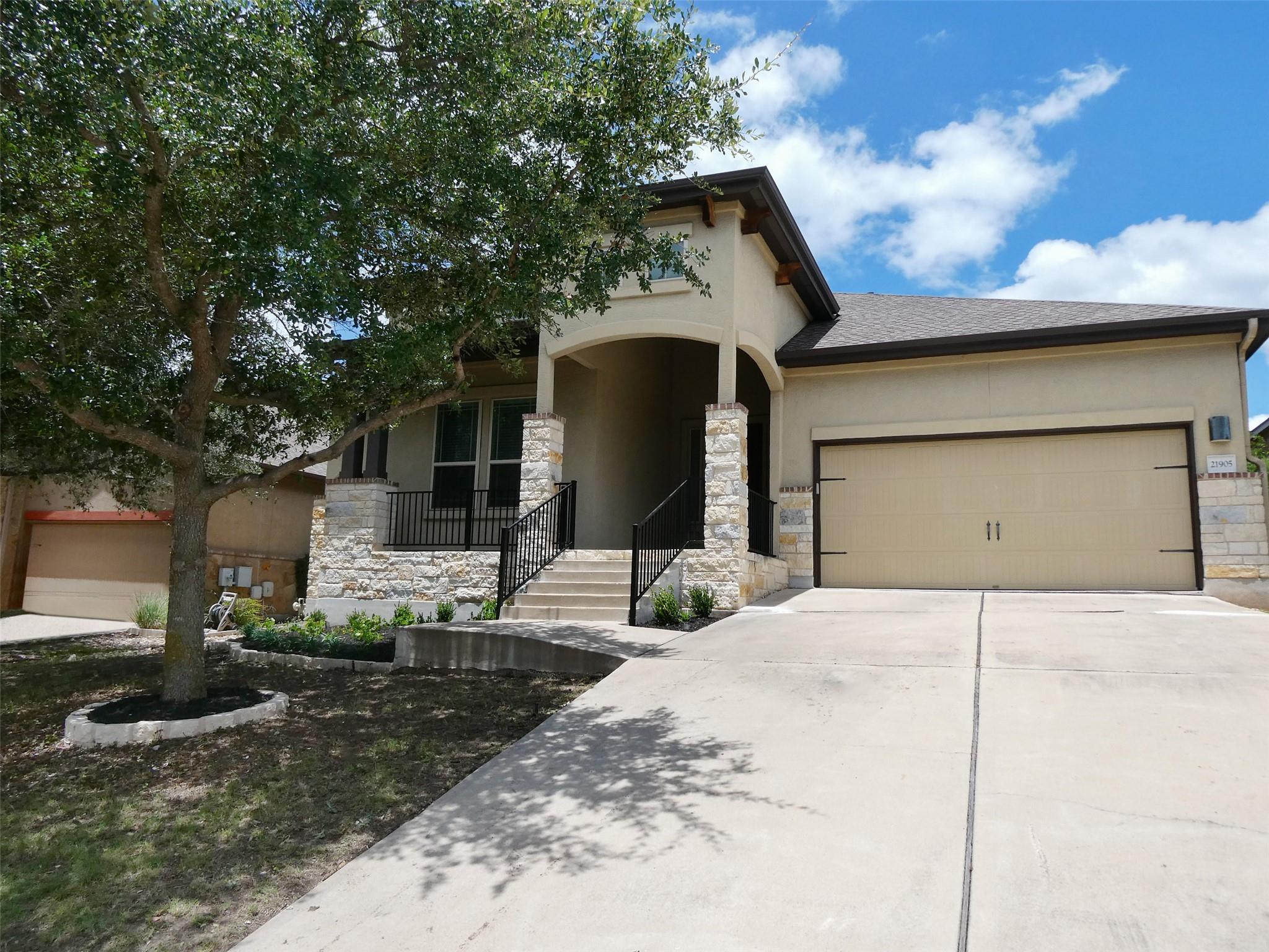 Listing photo 1 of 21905  ROCK WREN Rd