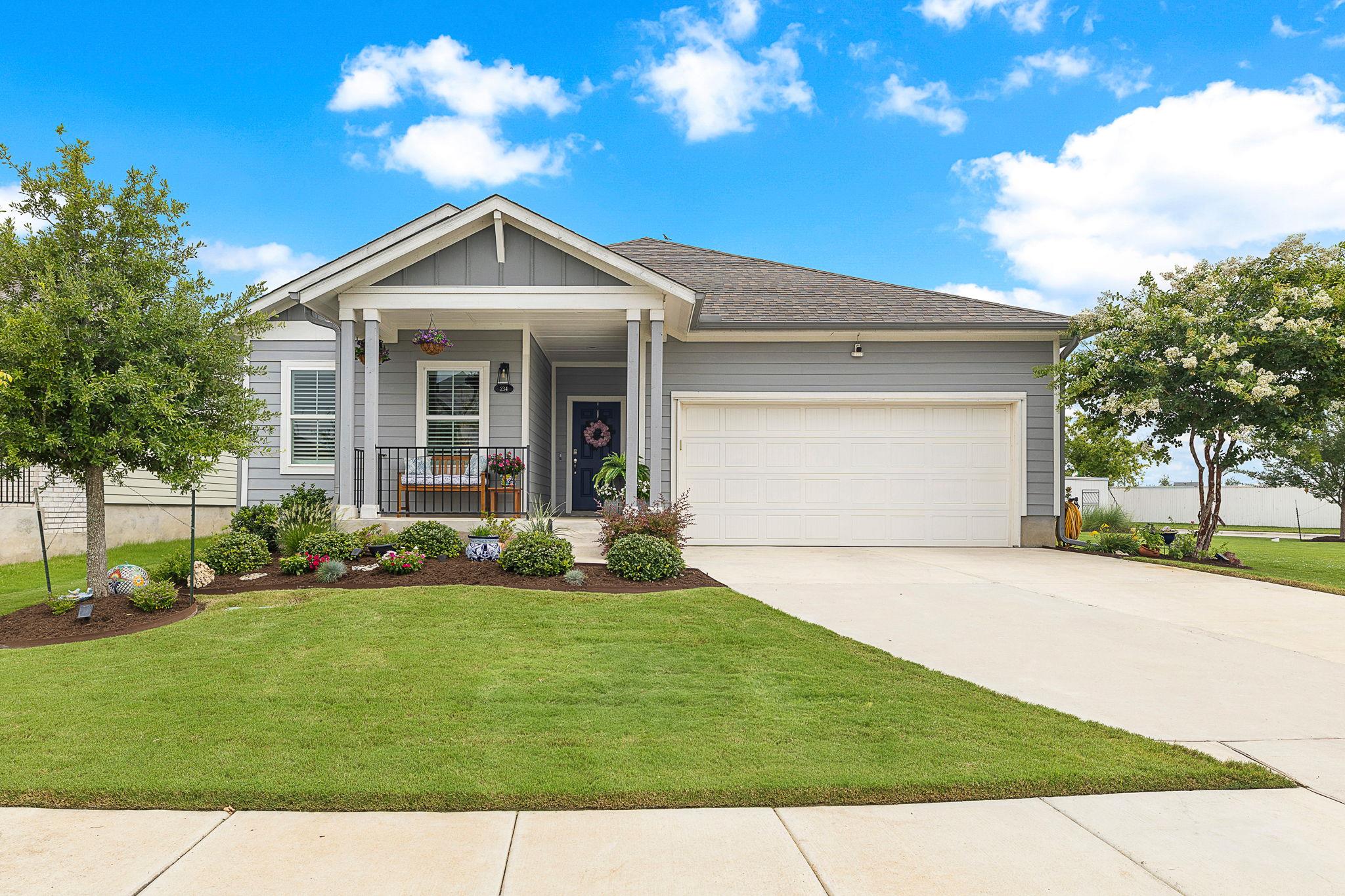 Listing photo 1 of 234  Appleberry Ln