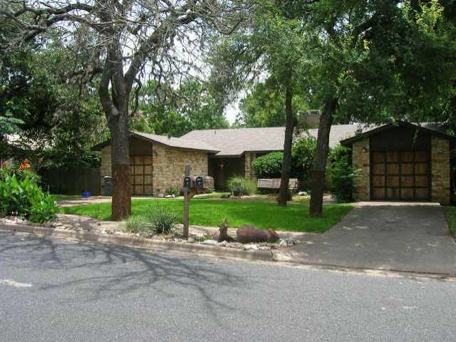 Listing photo 1 of 11713  Argonne Forest Trl  #B