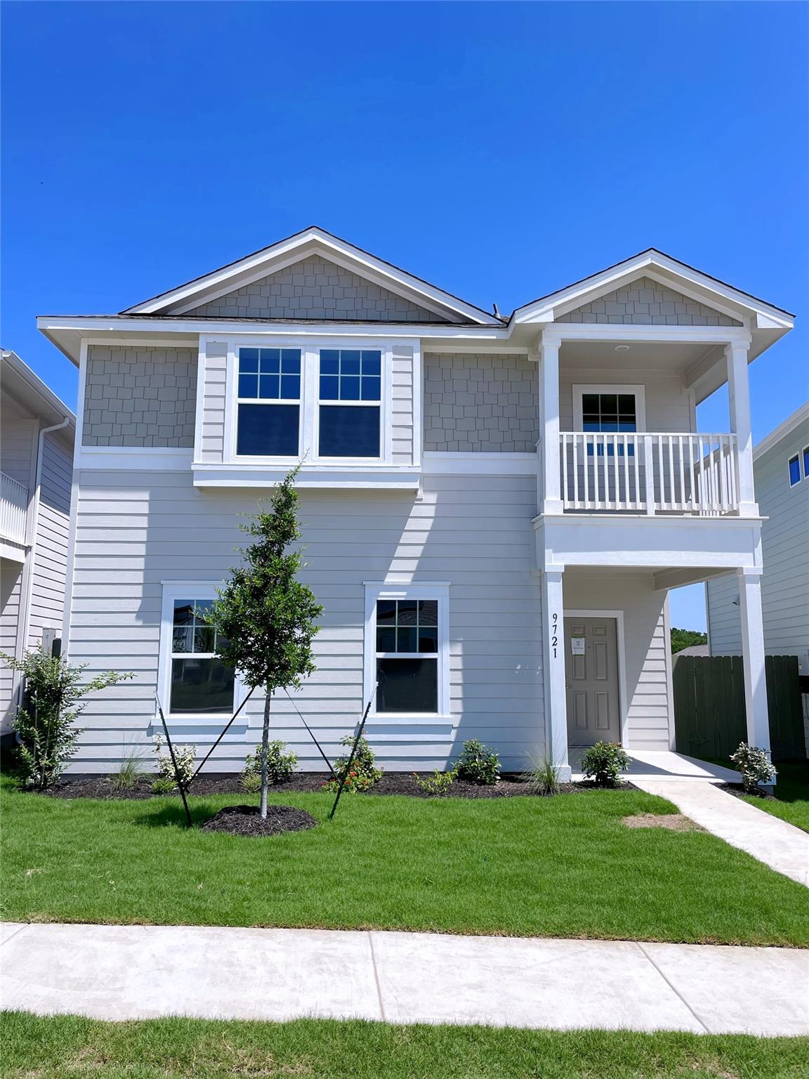 Listing photo 1 of 9721  Morning Iris Dr