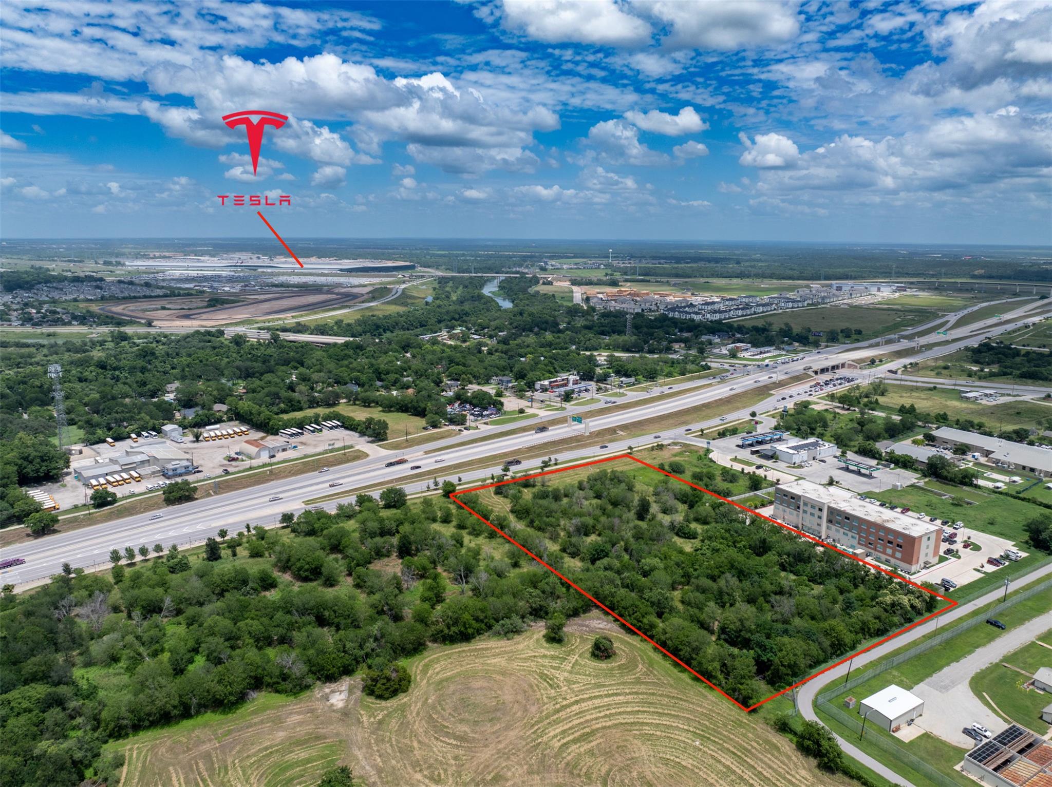 Listing photo 1 of 3080  Highway 71 None E