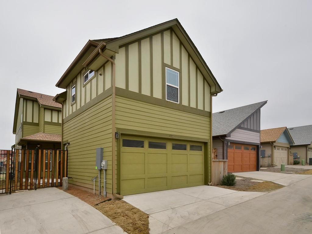 Listing photo 1 of 912  Sugaree Ave  #B