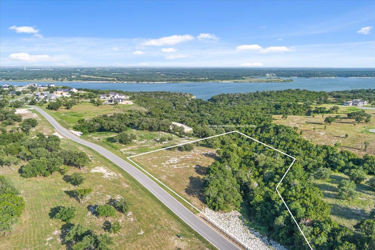Listing photo 1 of 10125  Blanco Springs Rd