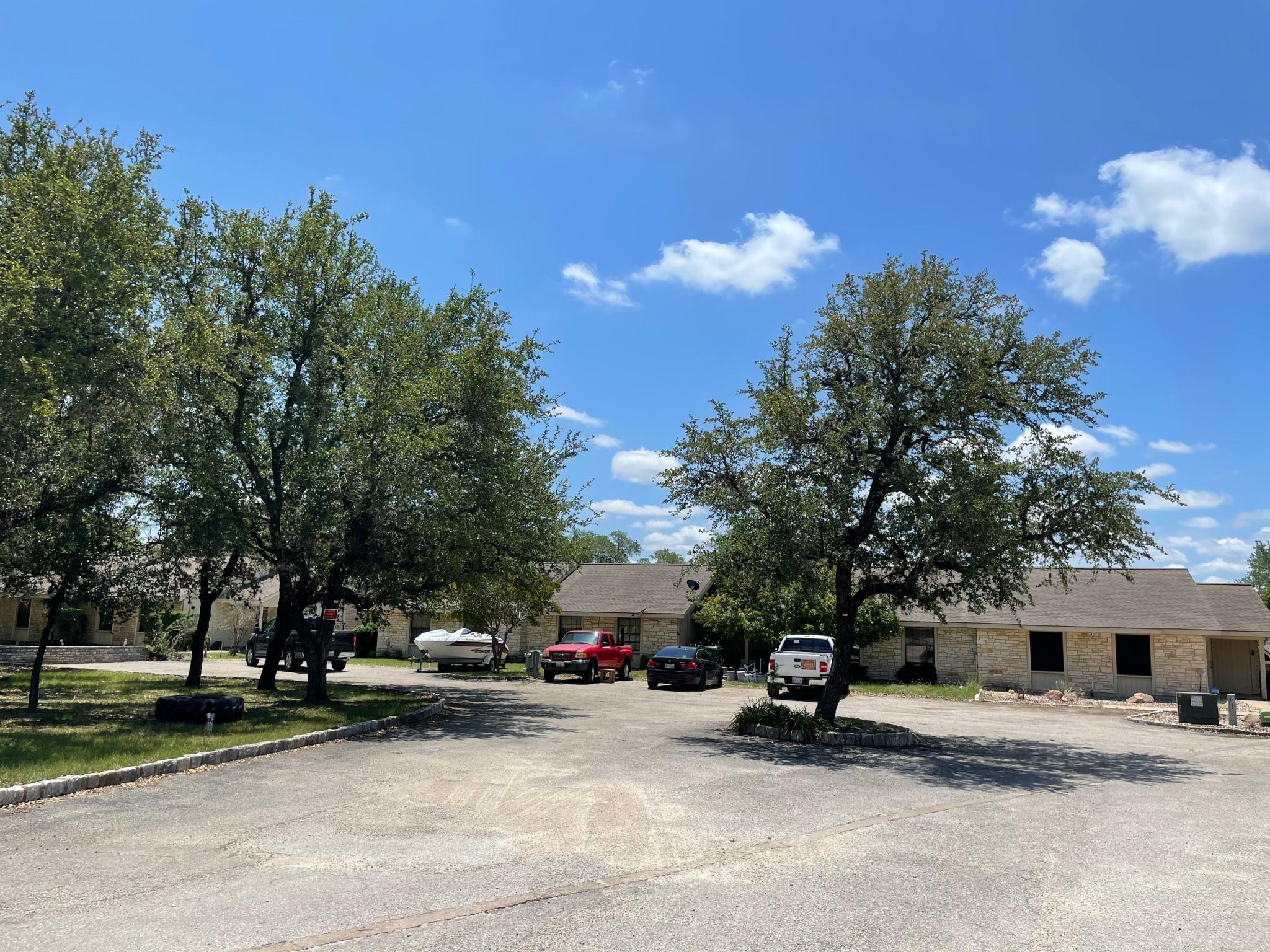 Listing photo 1 of 21107  Highland Lake Dr  #3