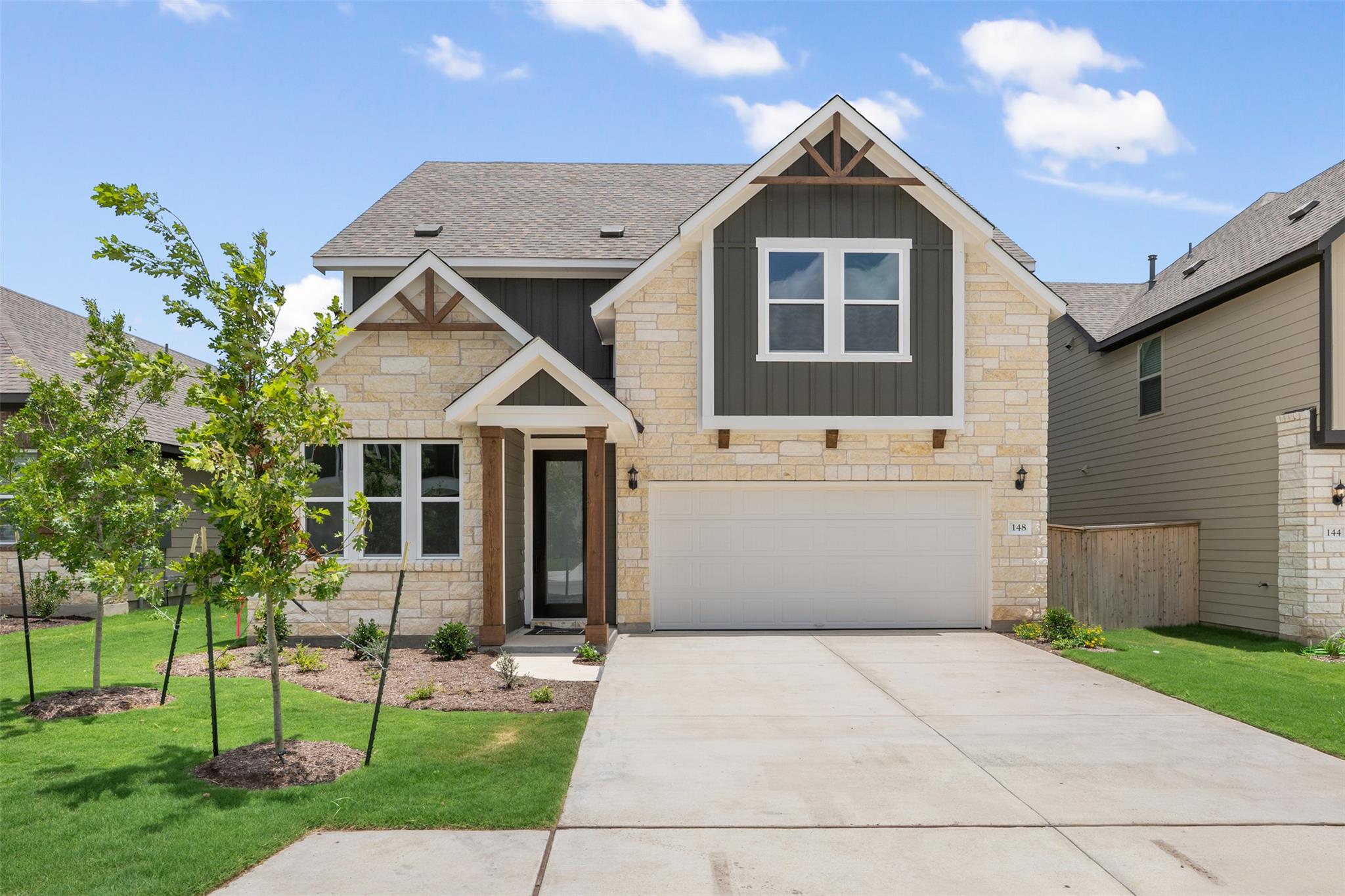 Listing photo 1 of 148  Jans Way