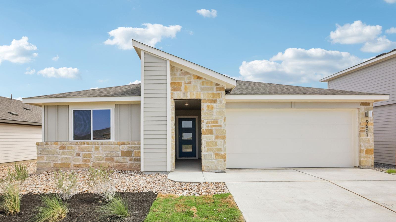 Listing photo 1 of 9501  Buckstitch Saddle Dr