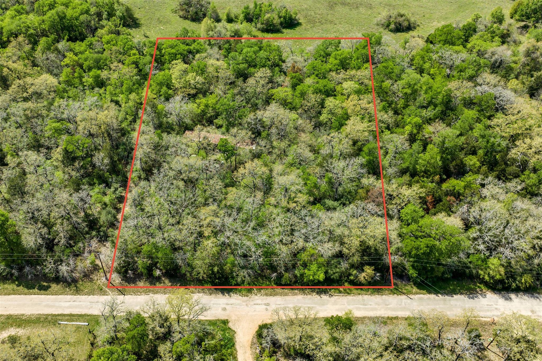 Listing photo 1 of 1156  Deerwood Dr