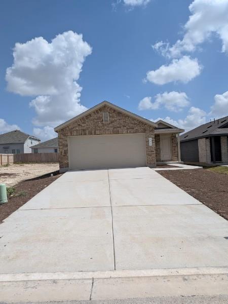 Listing photo 1 of 161  Star Packer Ln