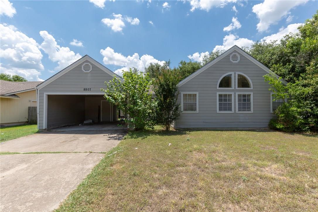 Listing photo 1 of 8807  Pineridge Dr  #A