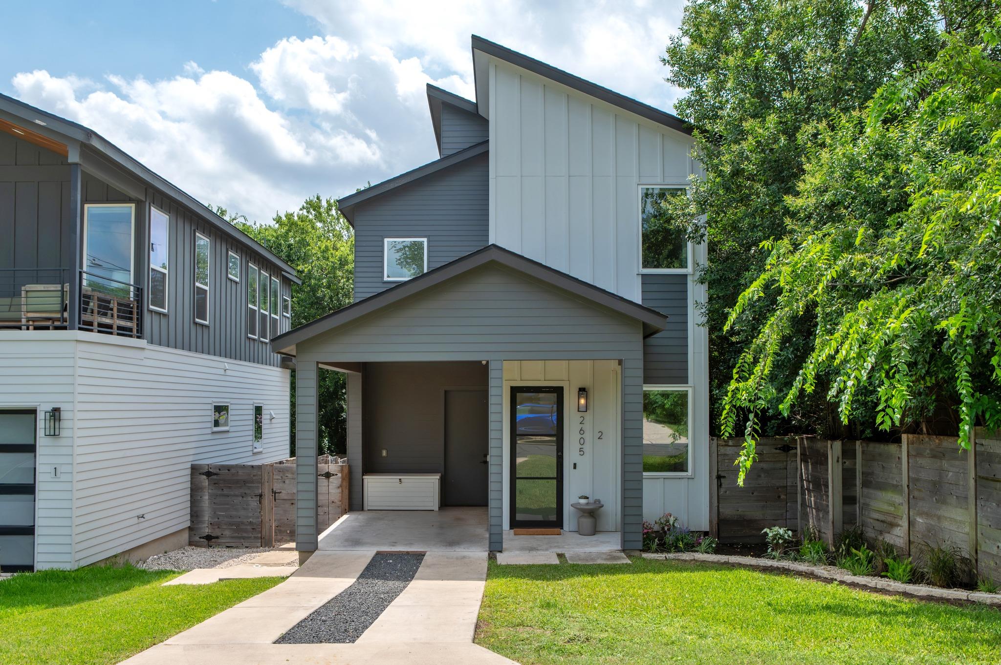 Listing photo 1 of 2605 S 2nd St  #2