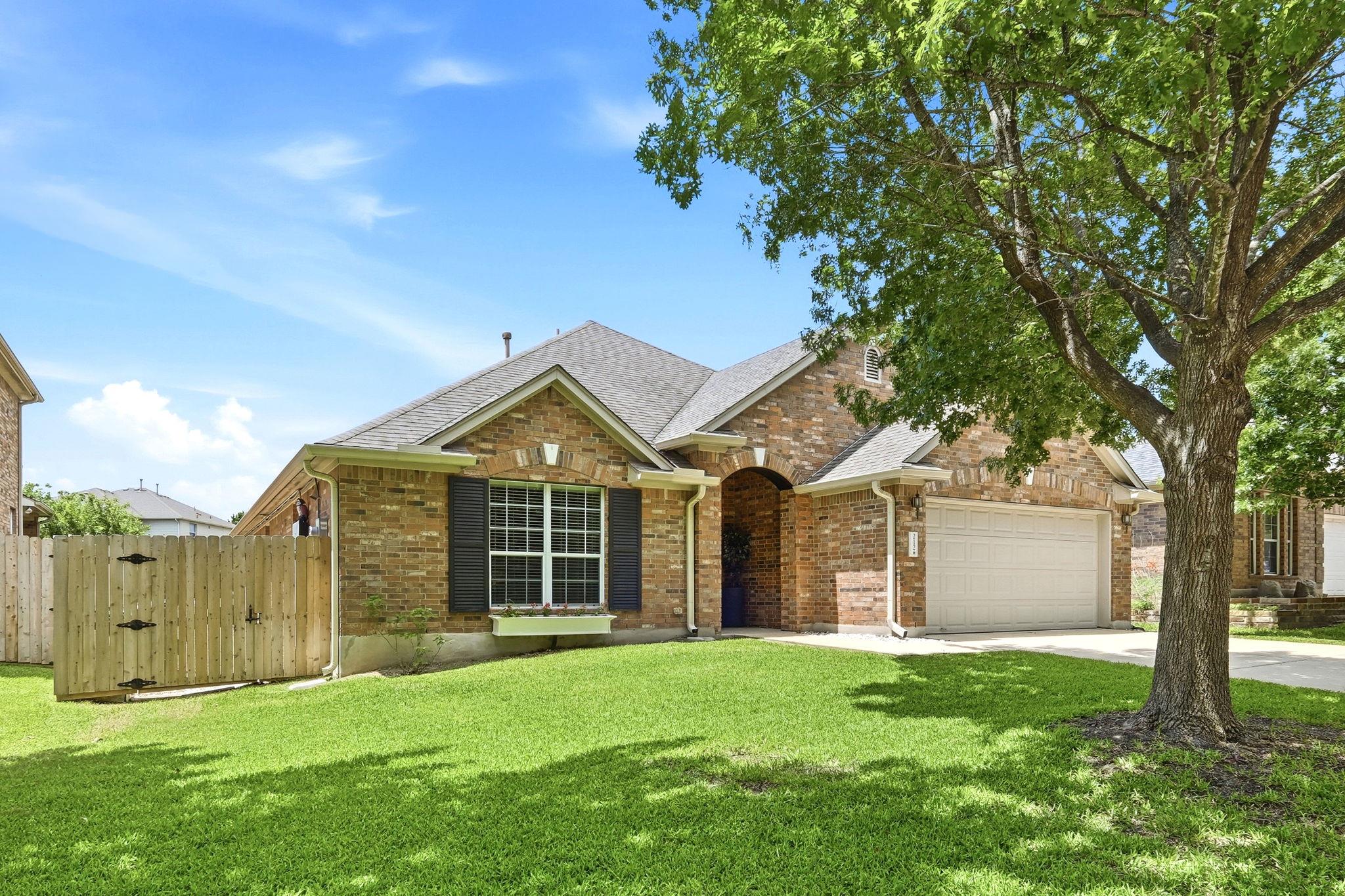 Listing photo 1 of 212  Tulip Trail Bnd
