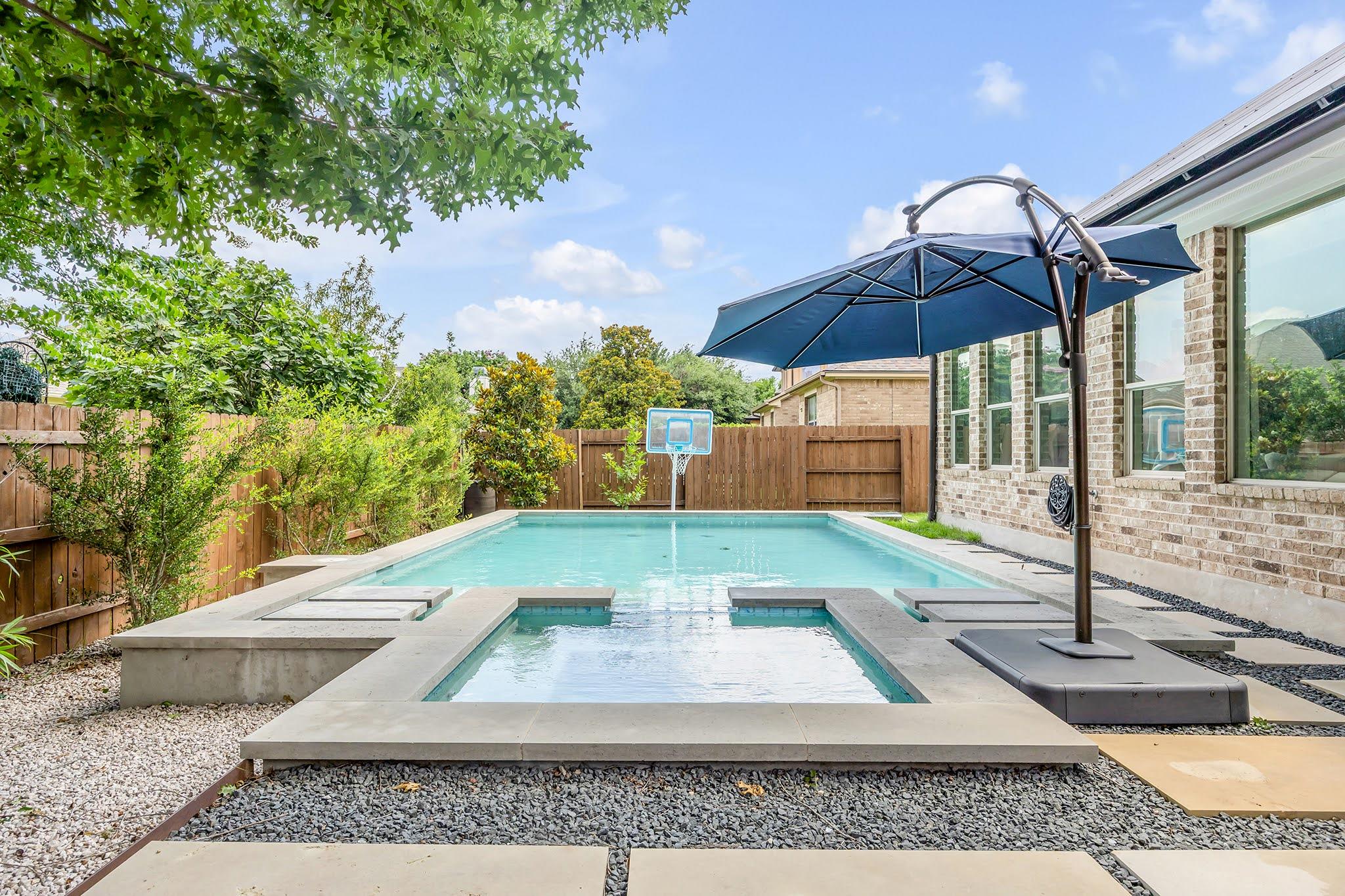 Listing photo 1 of 2421  Turtle Mountain Bnd