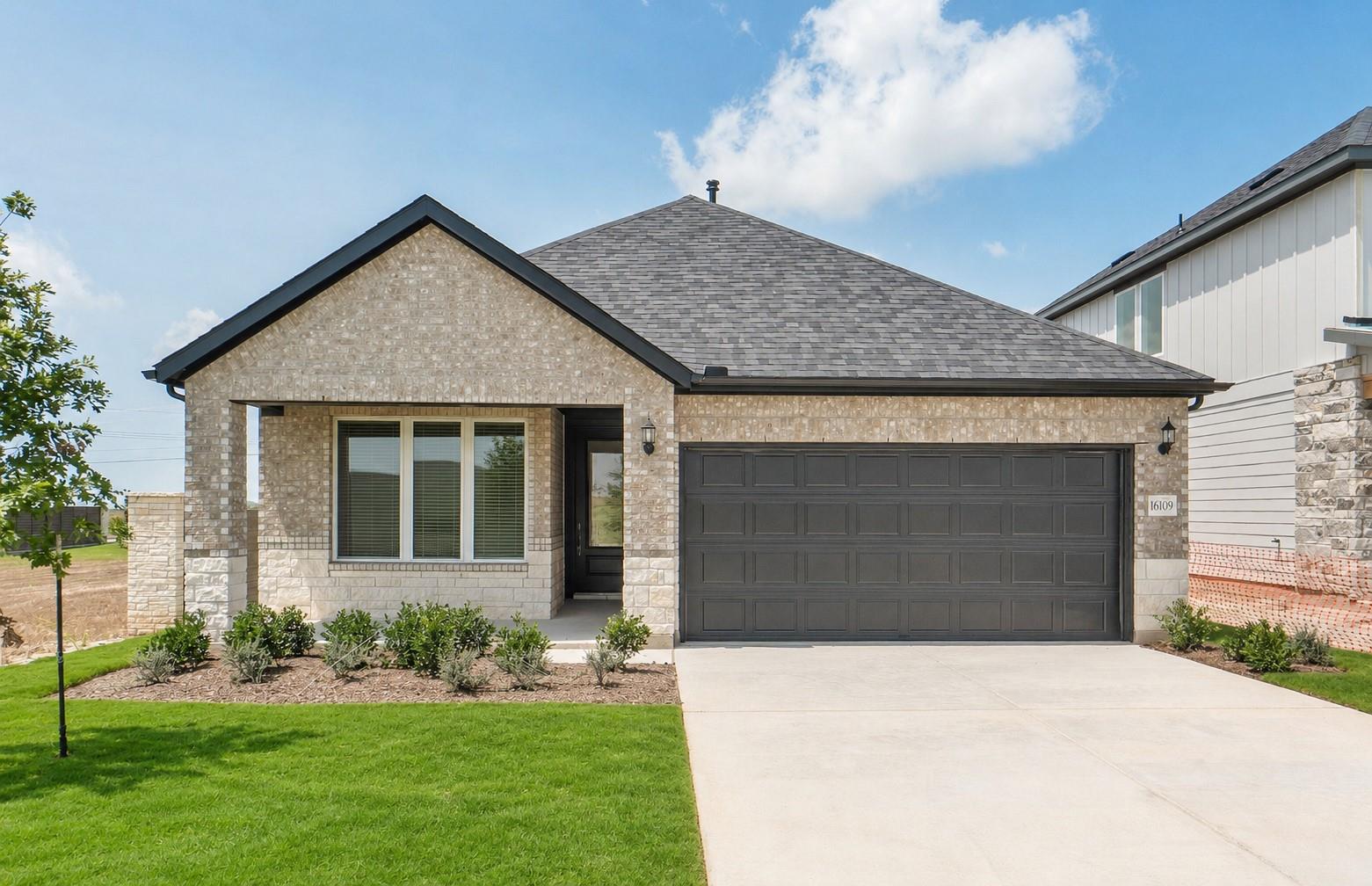 Ảnh nhà đang rao bán 1 của 16109  Emma Edge Ln