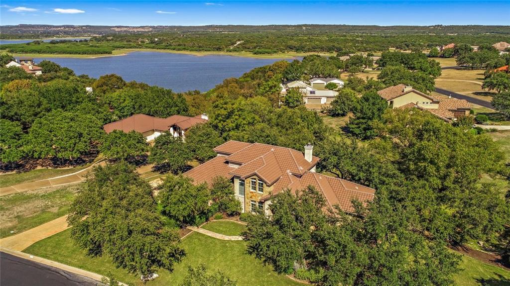 Listing photo 1 of 2401  Sailpoint Dr