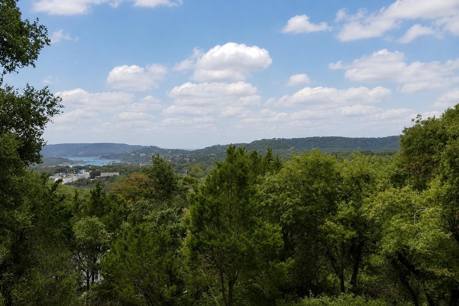 Listing photo 1 of 11002  Lake Terrace Dr W