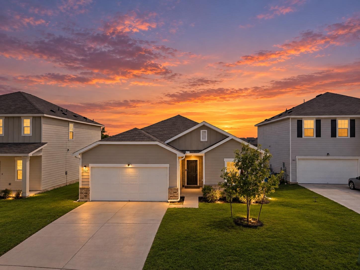 Listing photo 1 of 17817  Altesino Cv