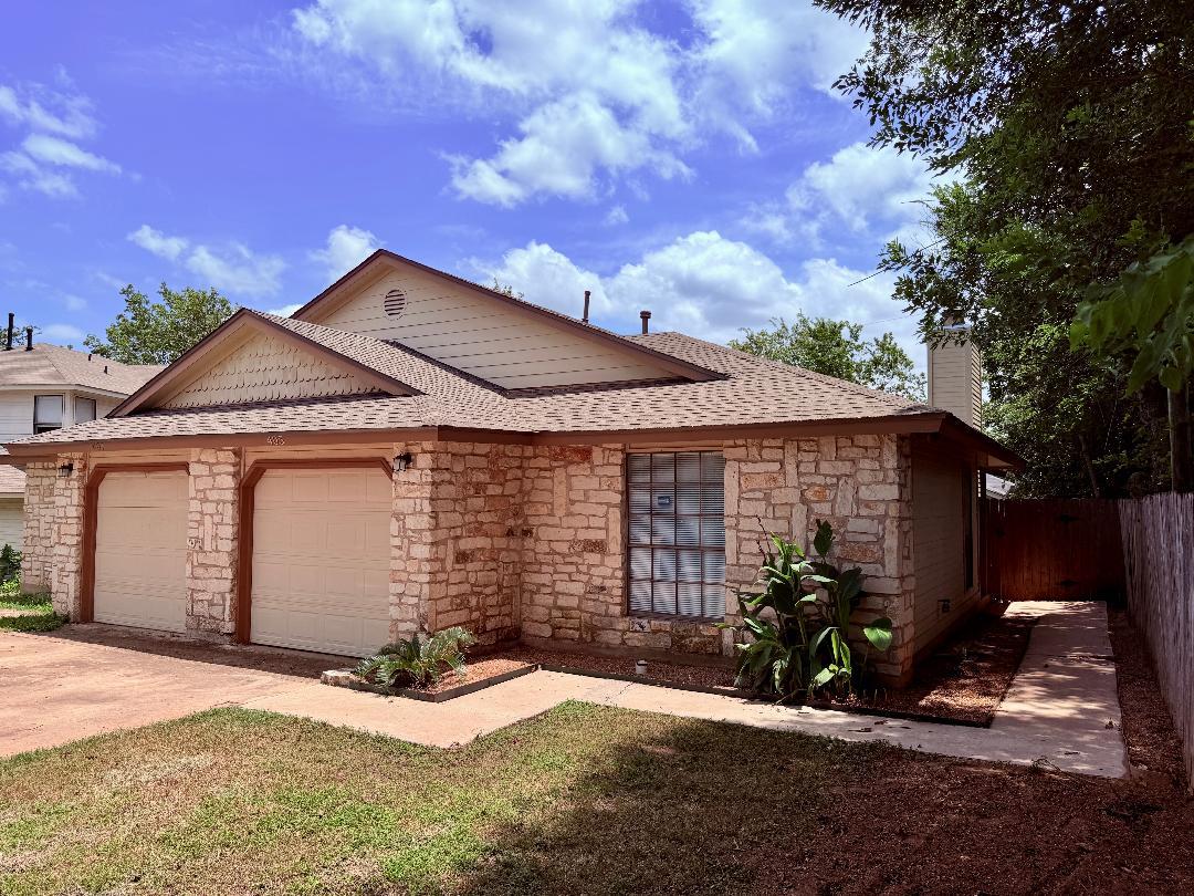 Listing photo 1 of 405  Parkhill Cv