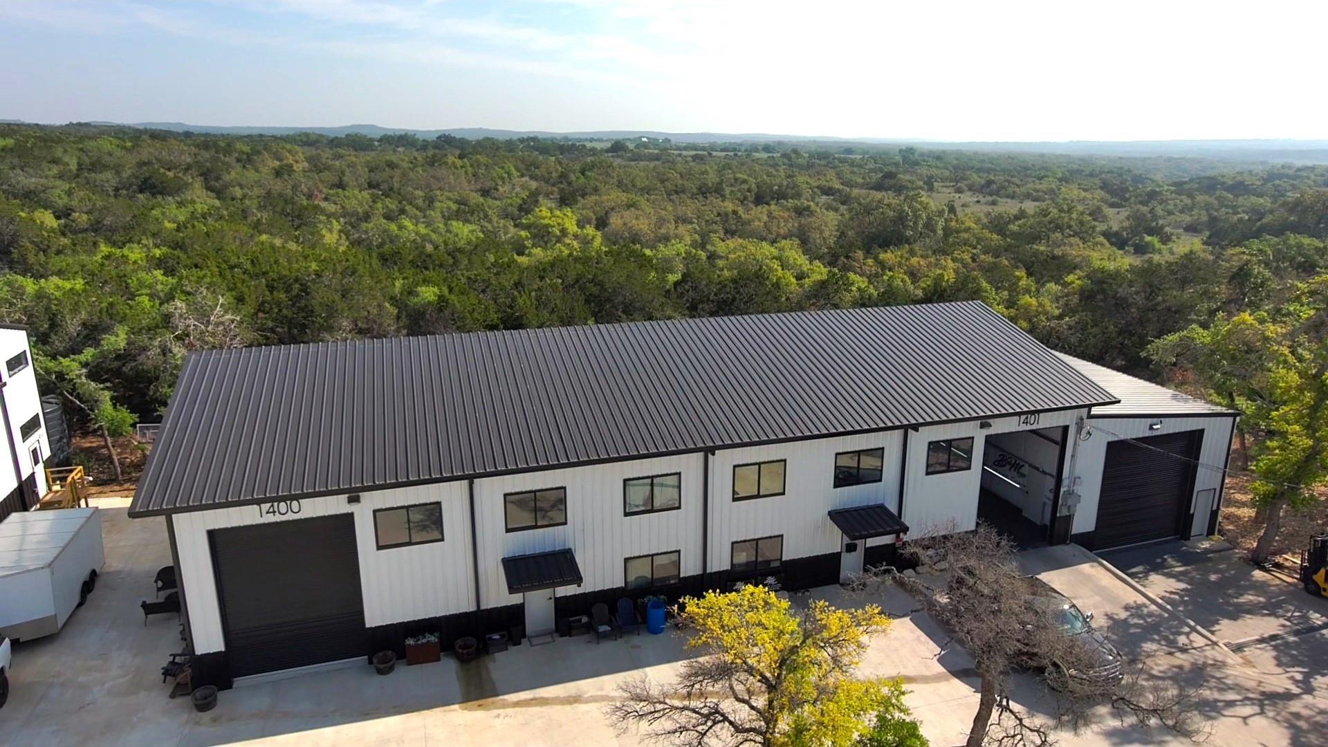 Industrial chic structure with expansive metal ro