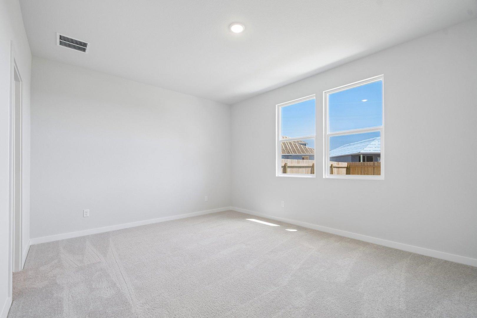 Listing photo 1 of 13315  Final Turn Dr