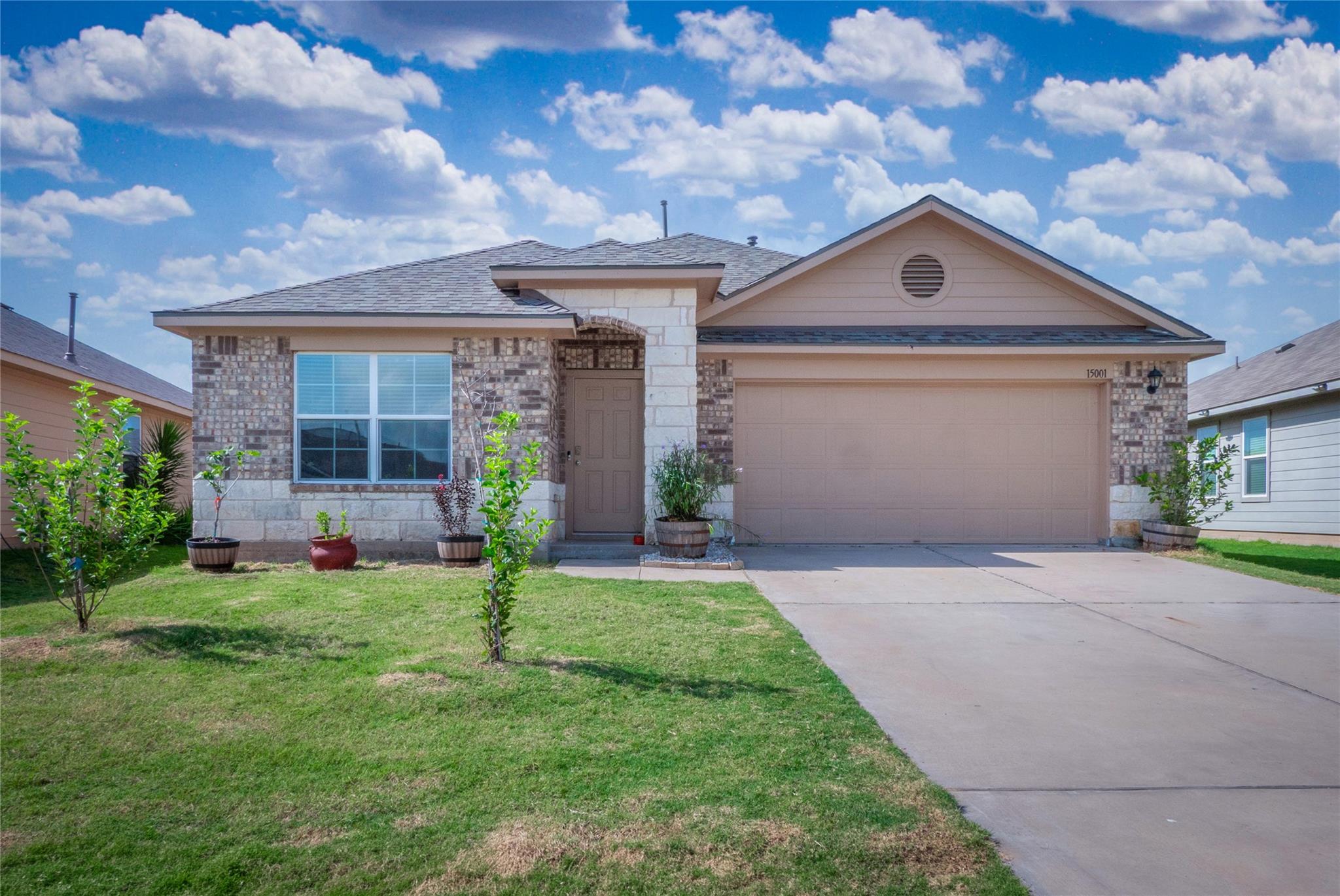 Listing photo 1 of 15001  Custis Ln