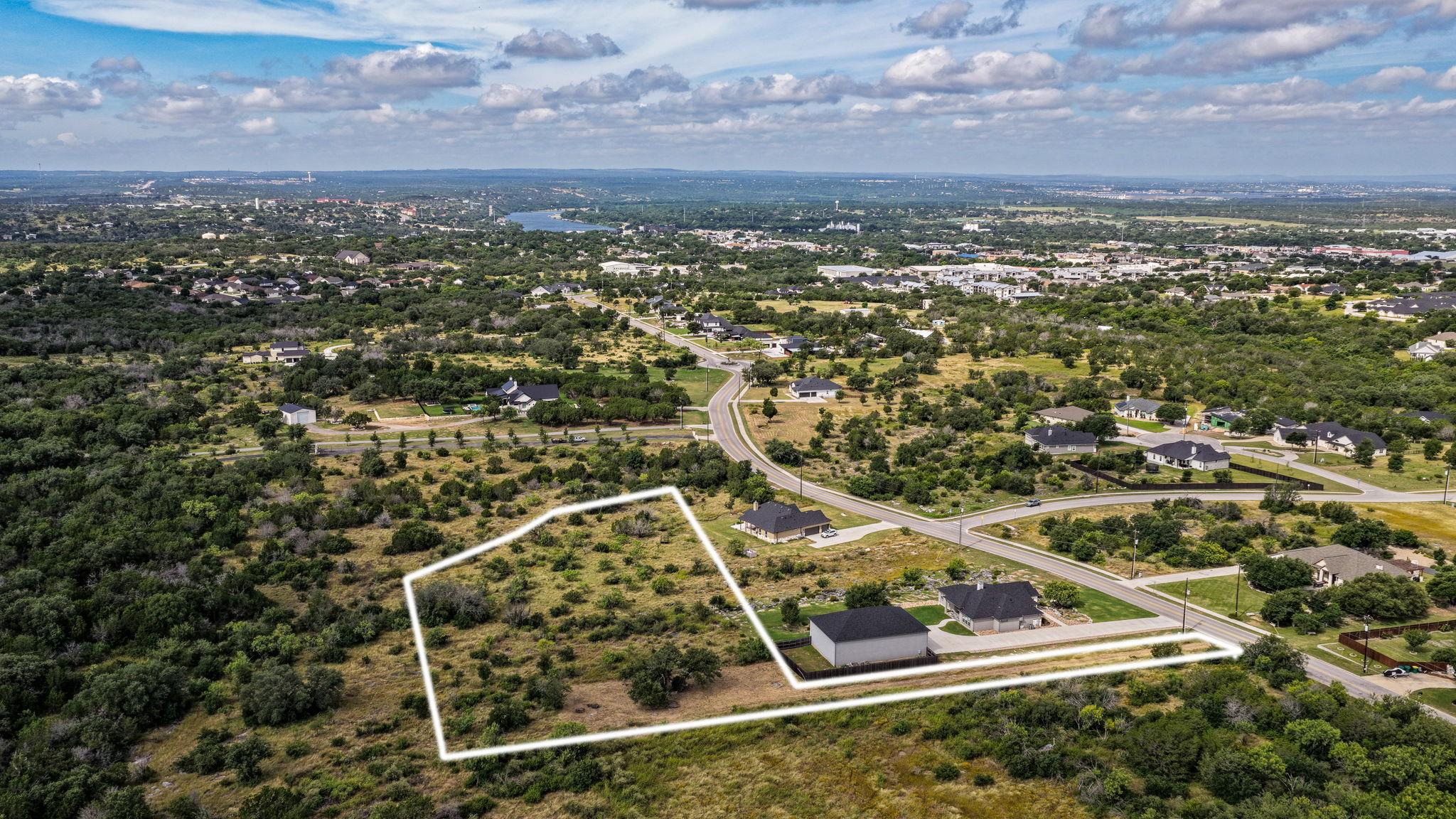 Listing photo 1 of 2229  Park View Dr