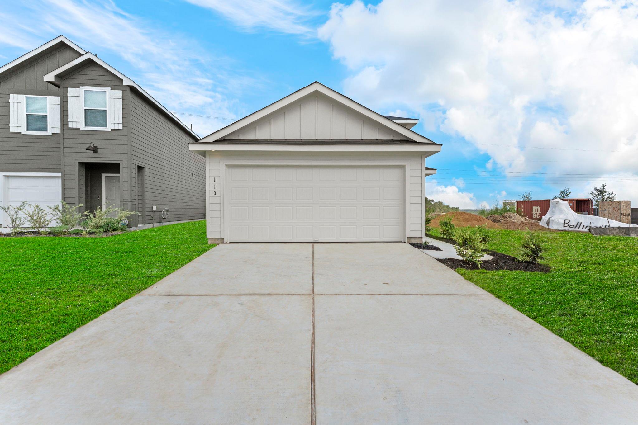 Ảnh nhà đang rao bán 1 của 110  Kendall Ln