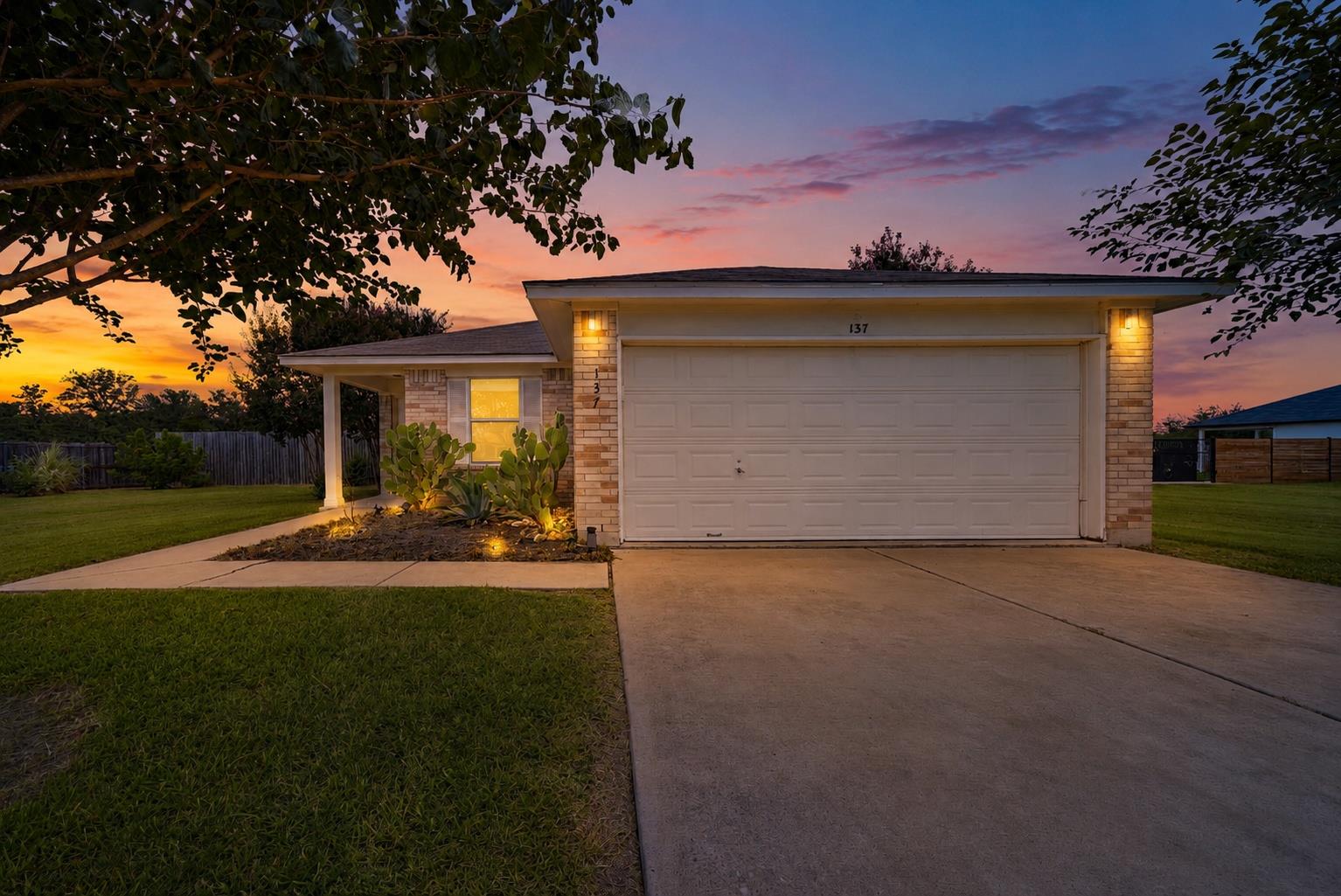 Listing photo 1 of 137  Hay Meadow Rd