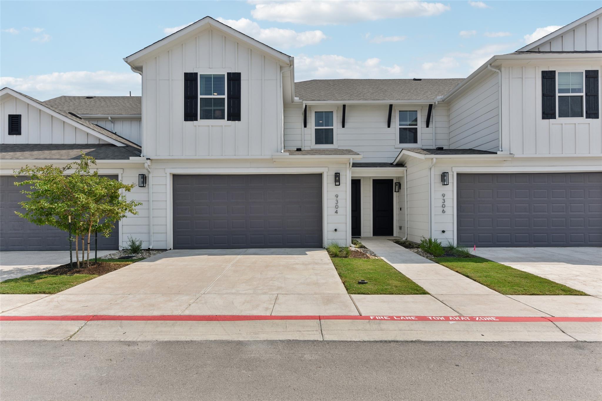 Listing photo 1 of 9304  Felix Sparke Dr