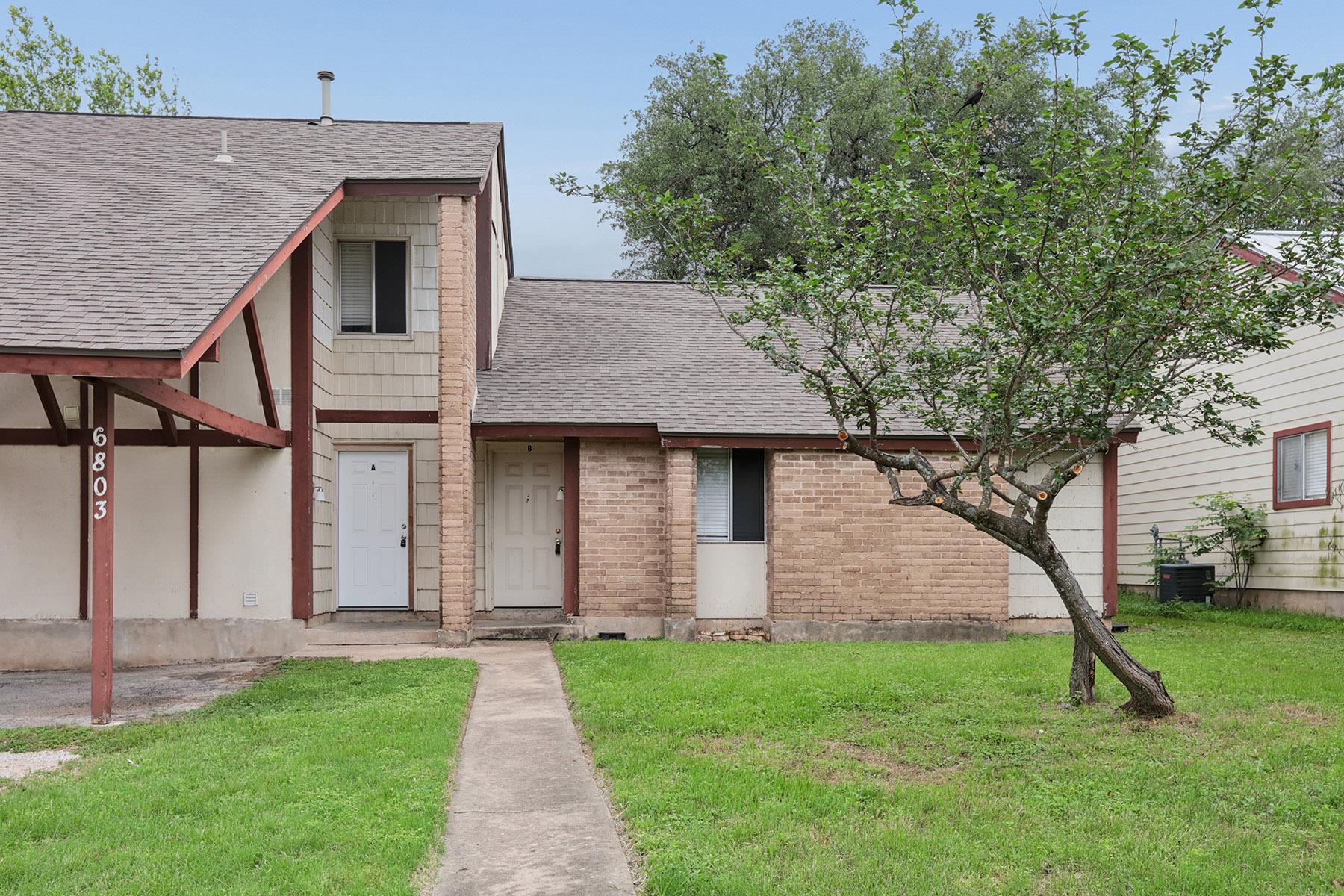 Listing photo 1 of 6803  Woodhue Dr  #B