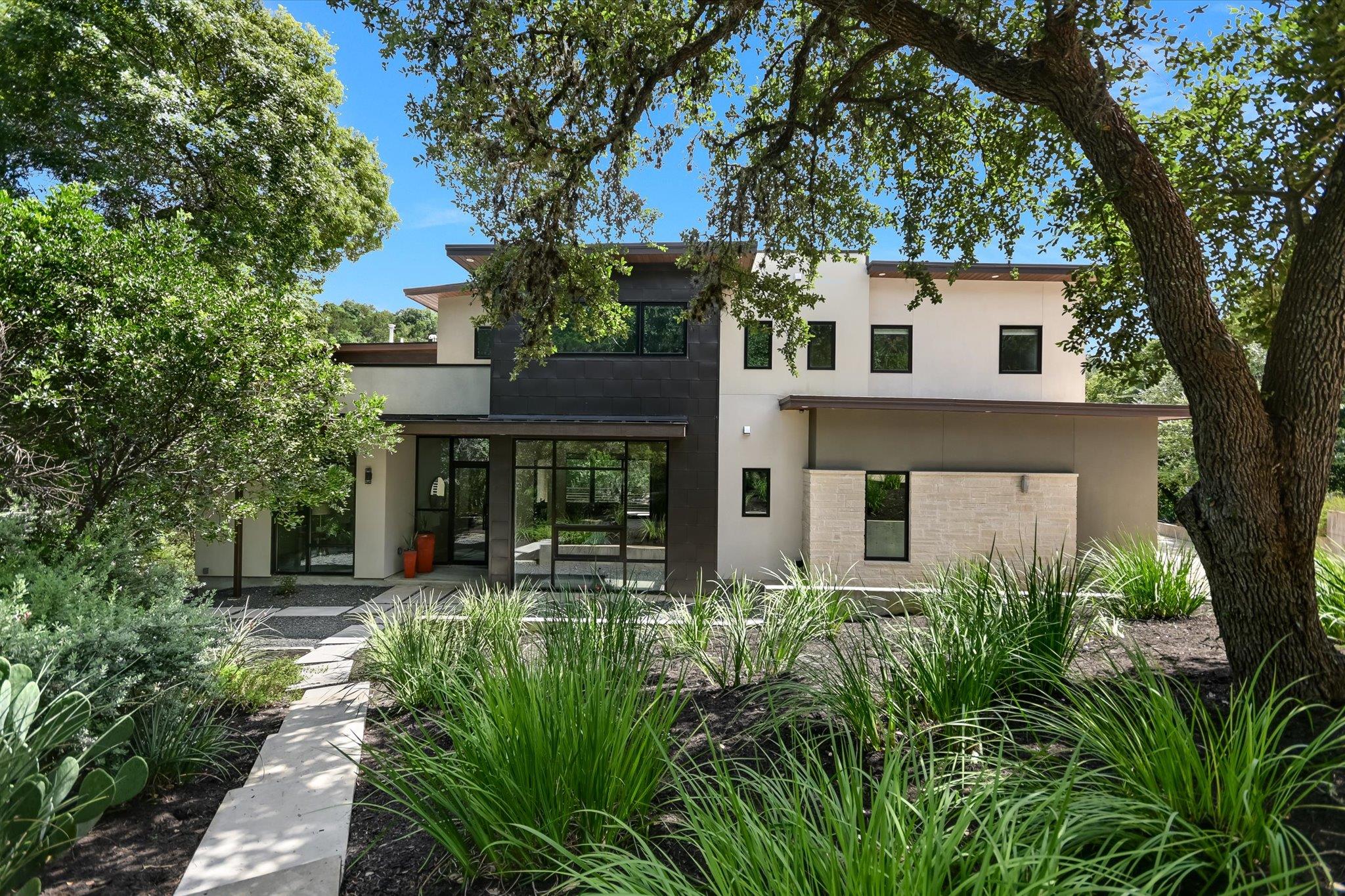 Listing photo 1 of 500  Laurel Valley Rd