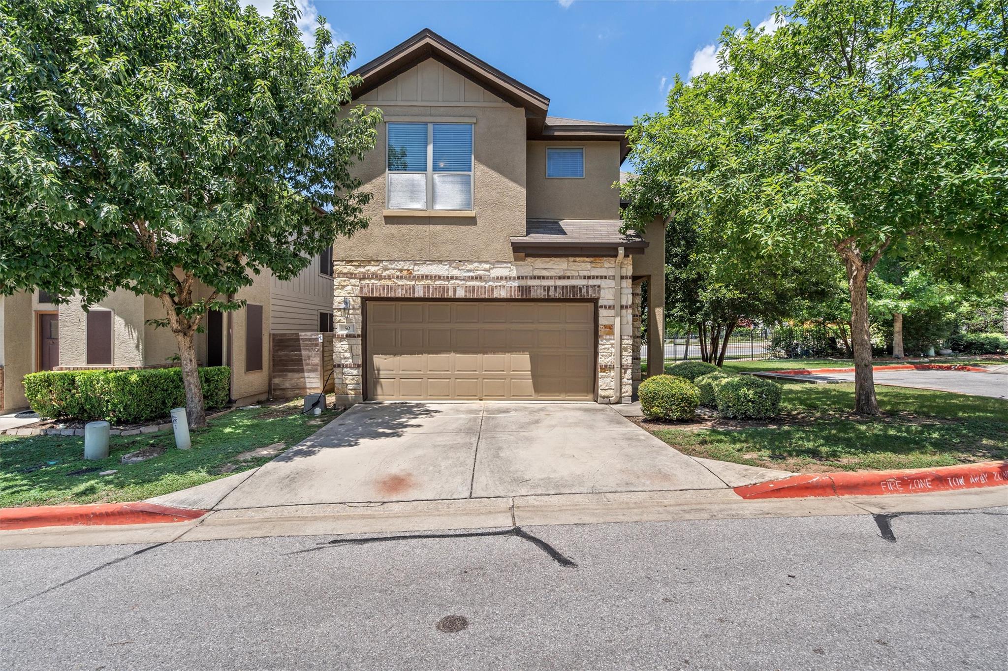 Listing photo 1 of 2001  Faro Dr  #50