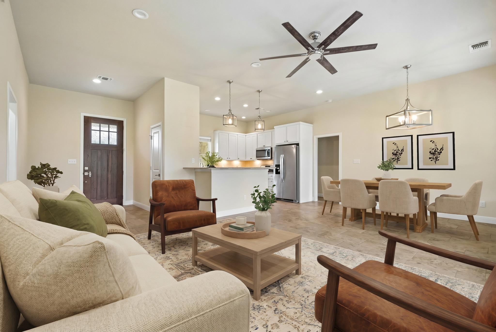 Listing photo 1 of 6  Round Bluff Cir