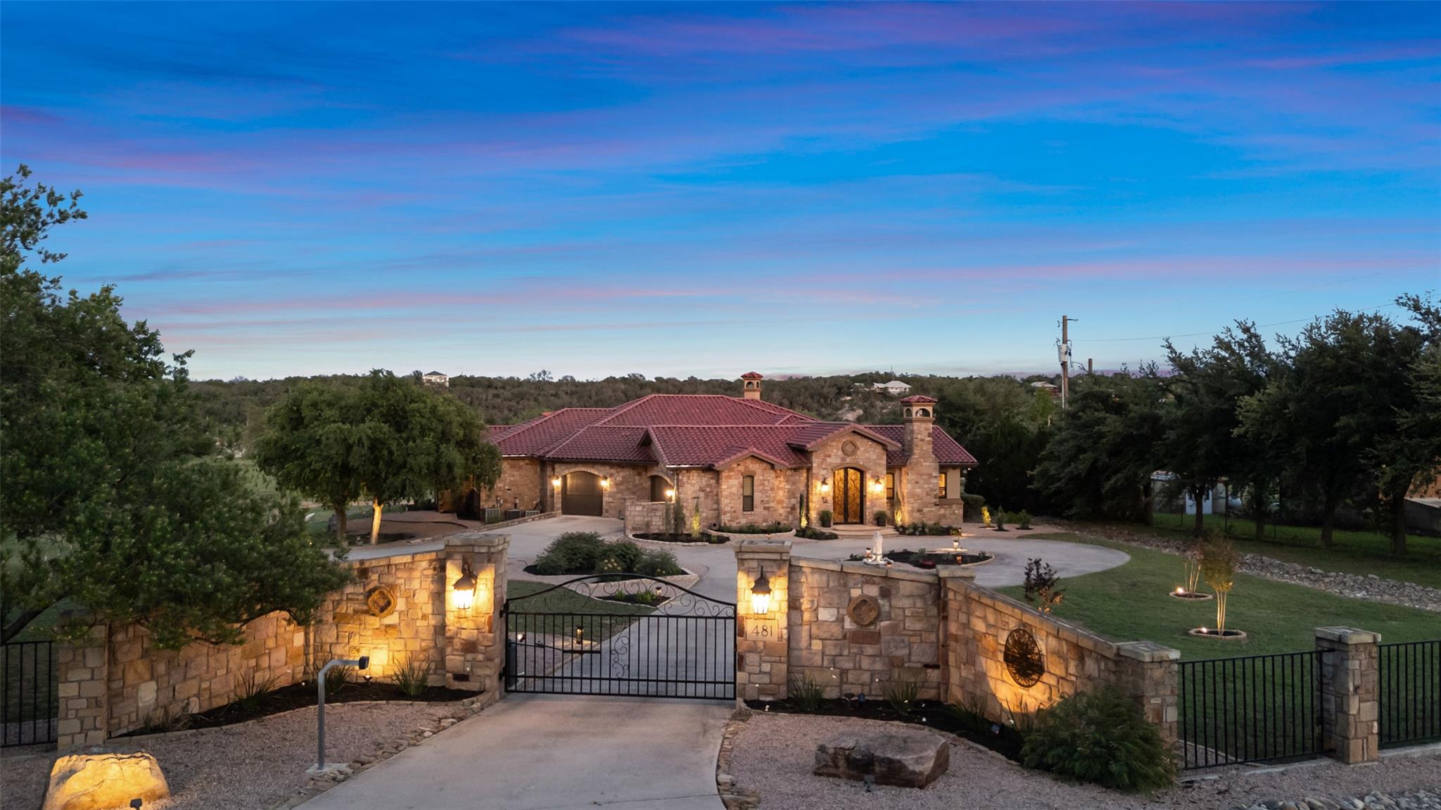 481  Chimney Cove Dr 매물 사진 1
